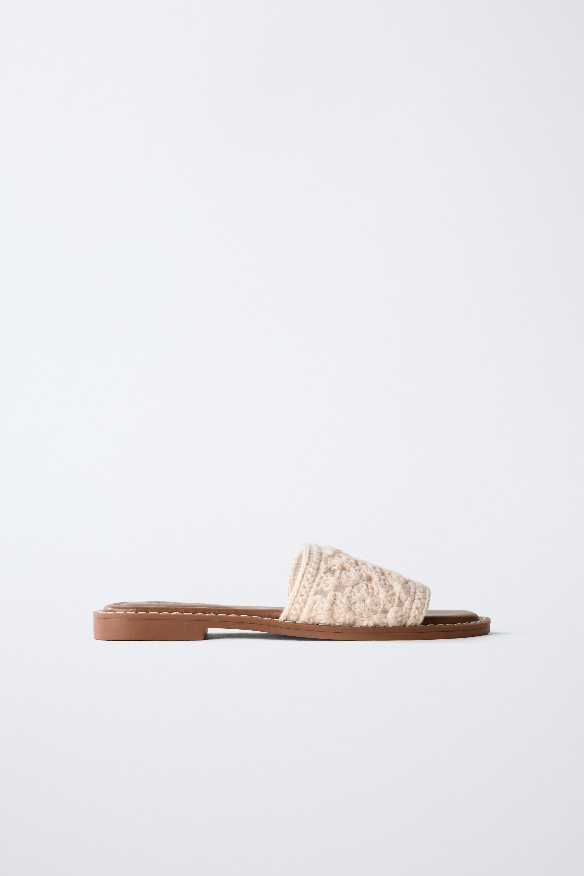 CROCHET FLAT SANDALS