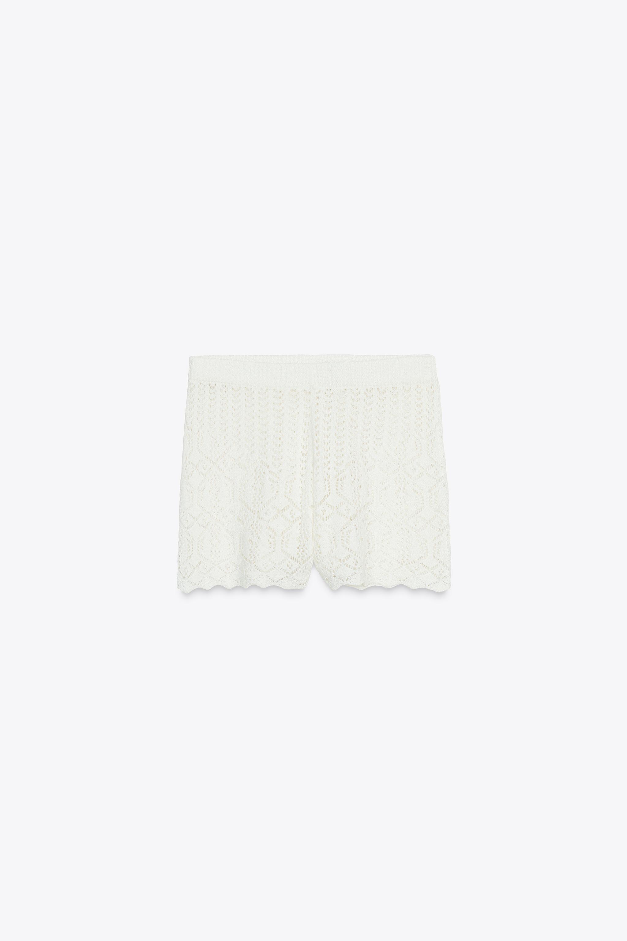 EYELET SHORTS