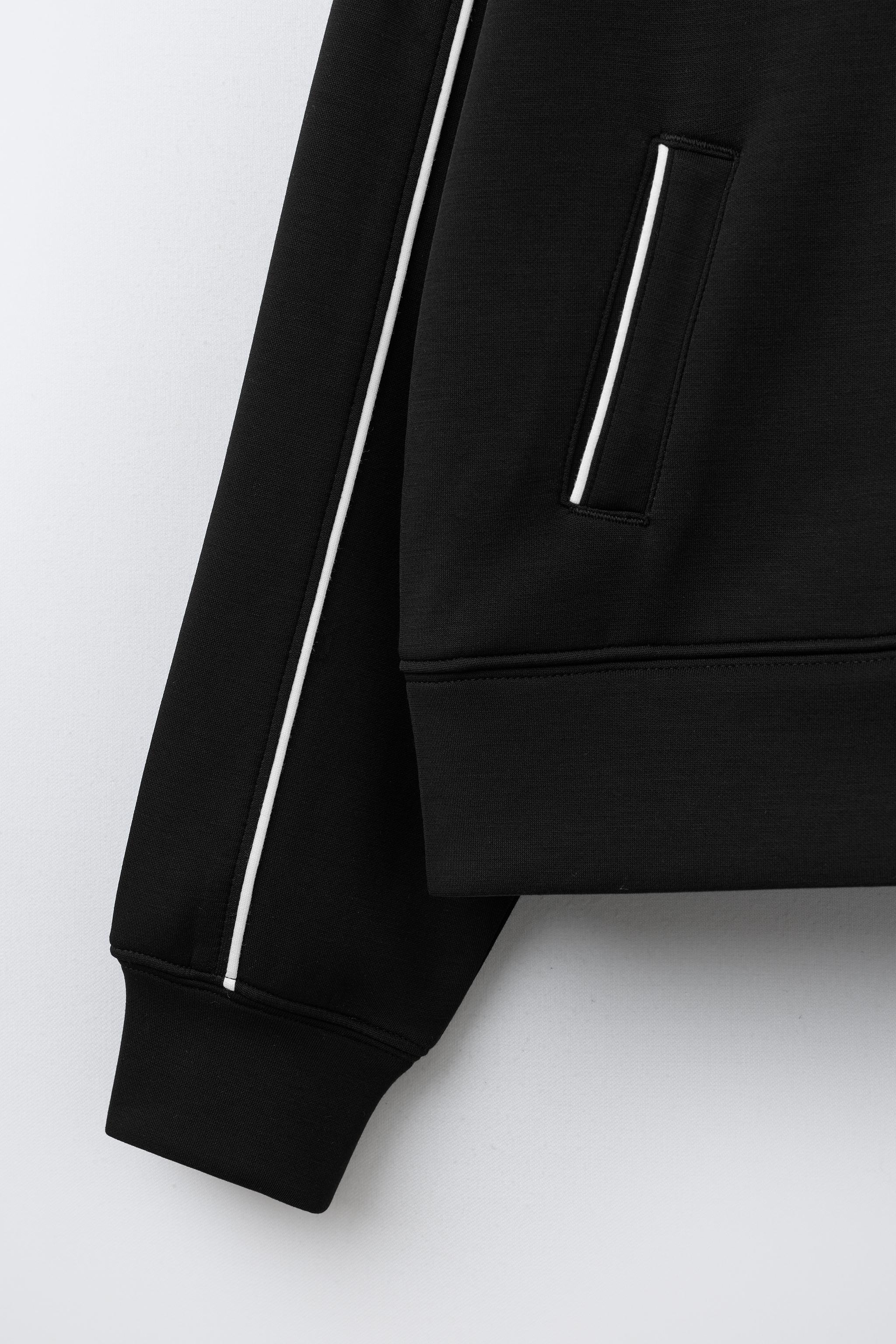 JACKET WITH CONTRAST PIPING DETAIL