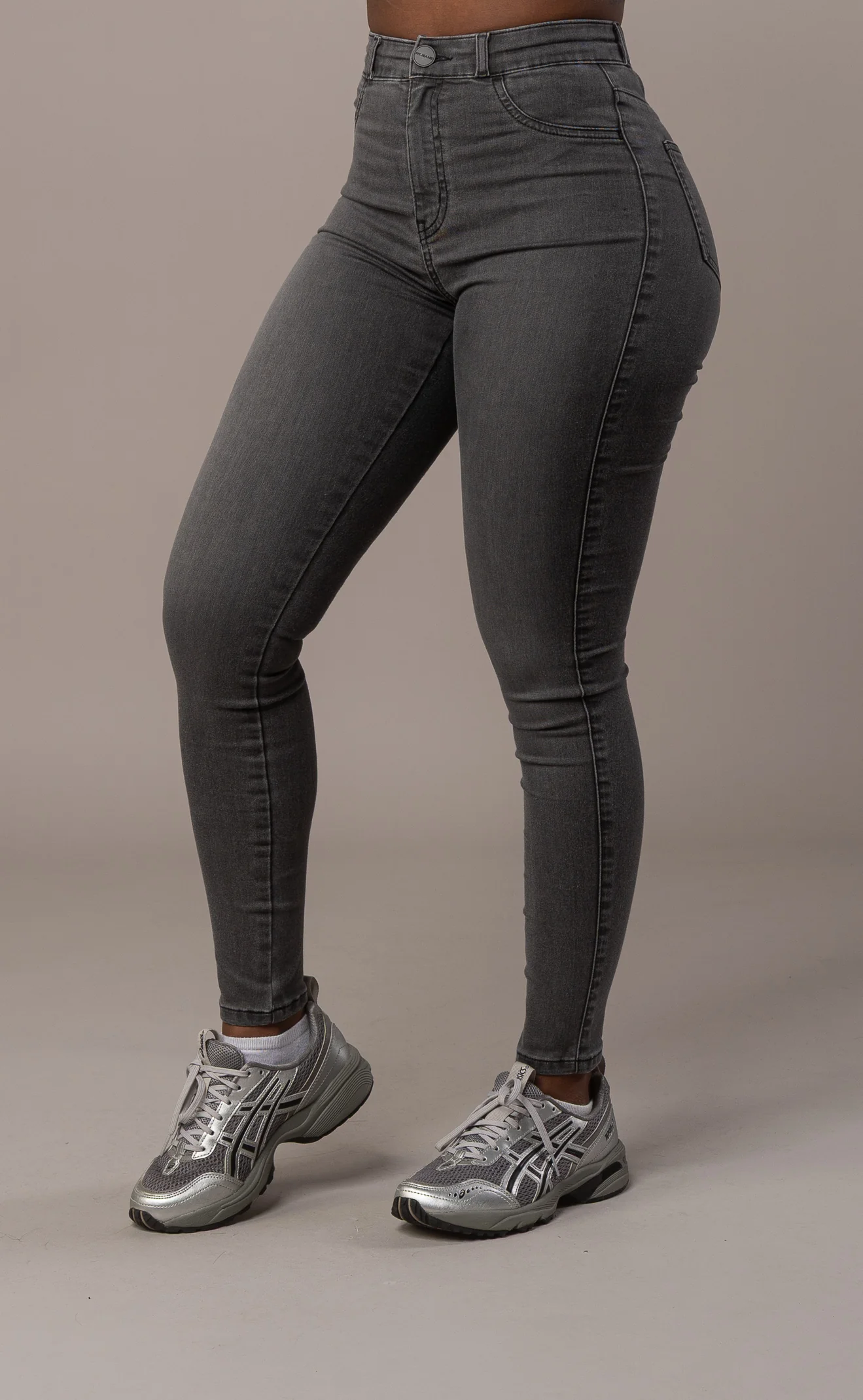 Womens Contour Fitjeans - Grey