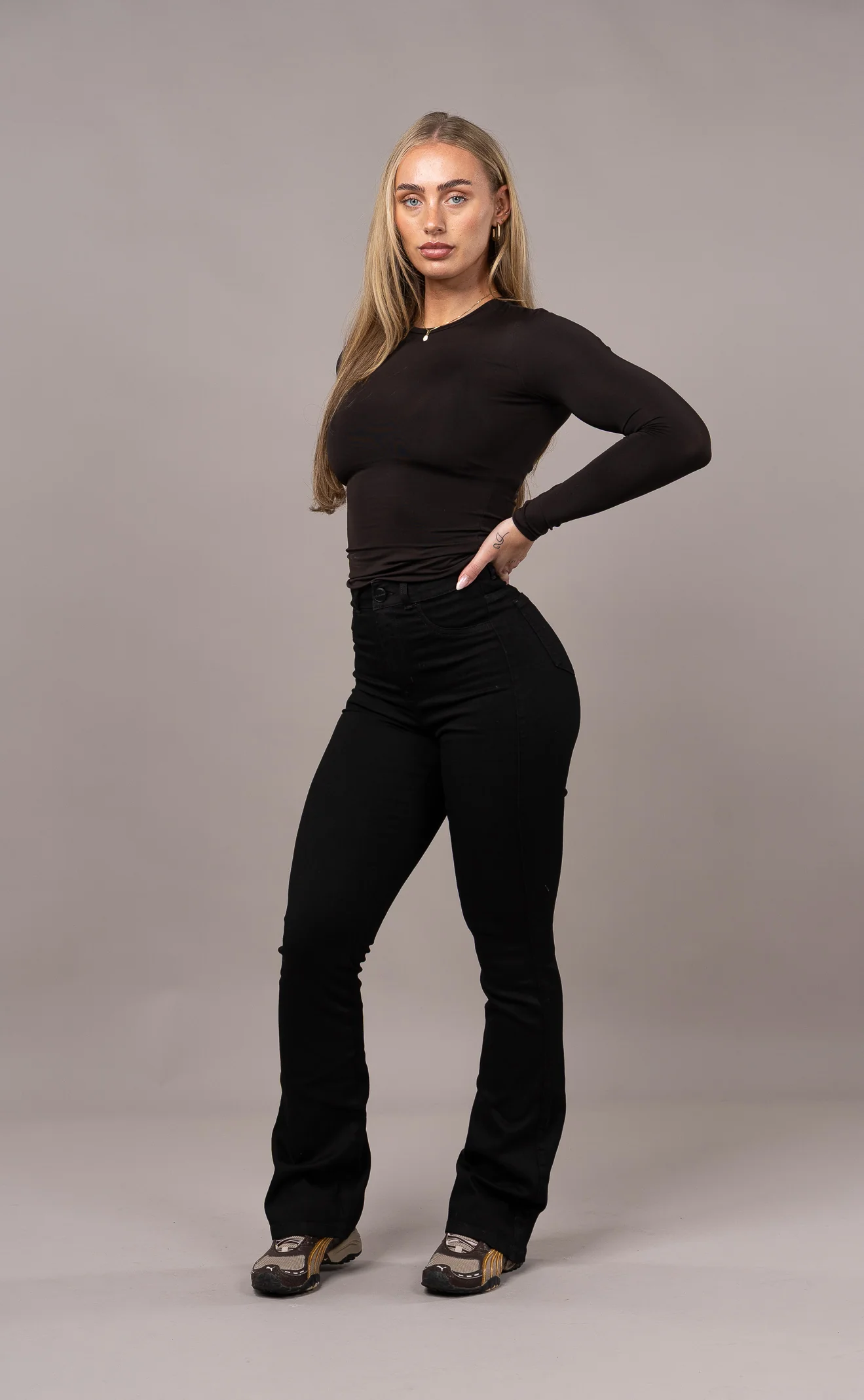 Womens Flared Fitjeans - Black