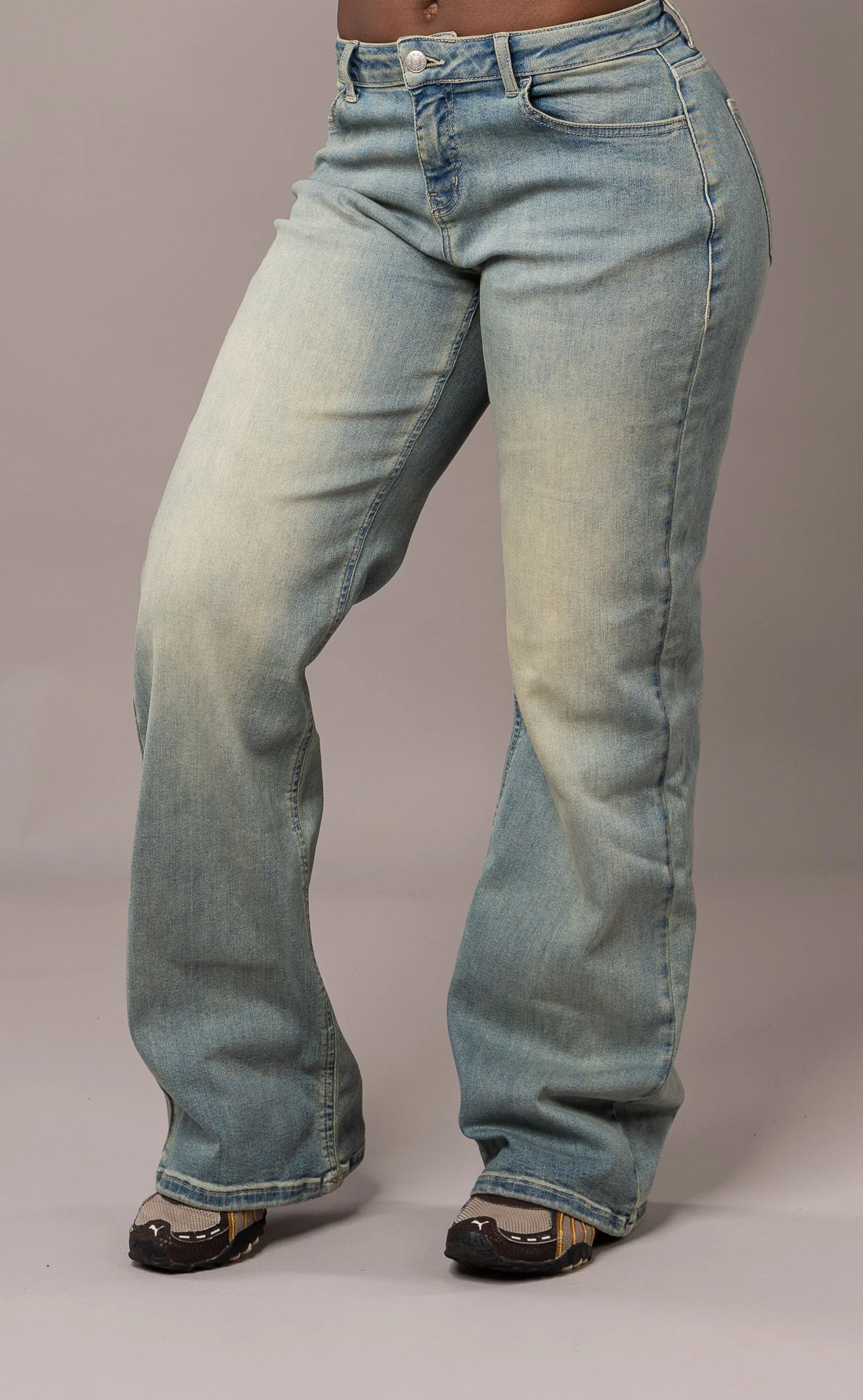 Womens Baggy Low Waisted Fitjeans - Distorted Blue