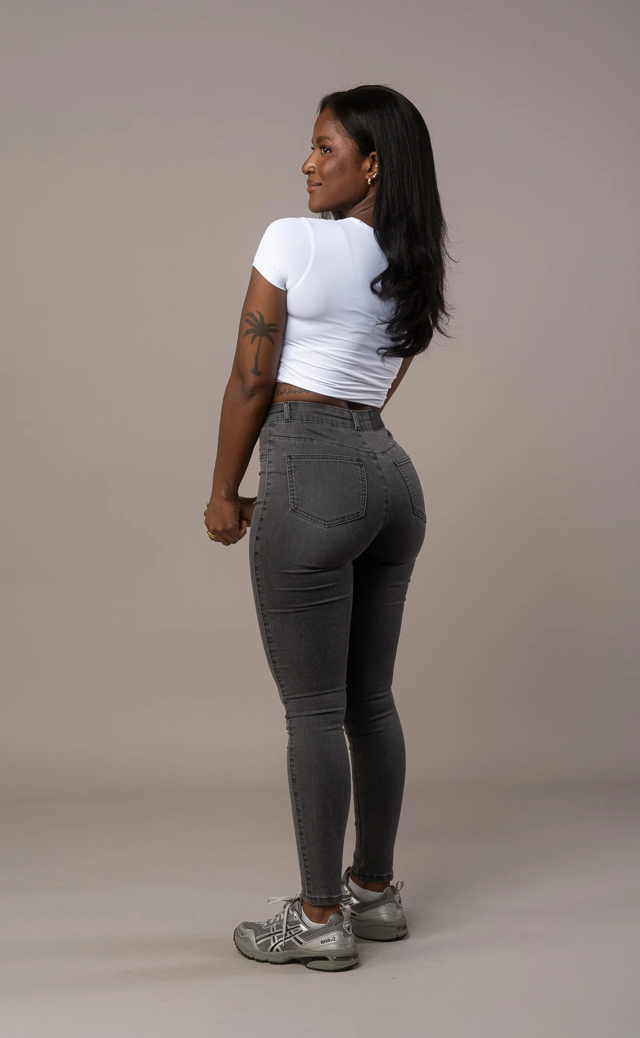 Womens Contour Fitjeans - Grey