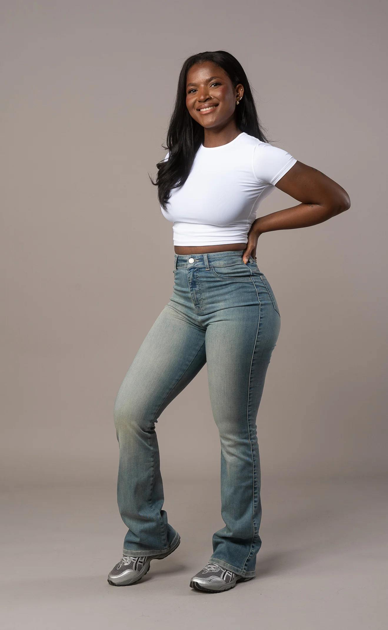 Womens Flared Fitjeans - Distorted Blue