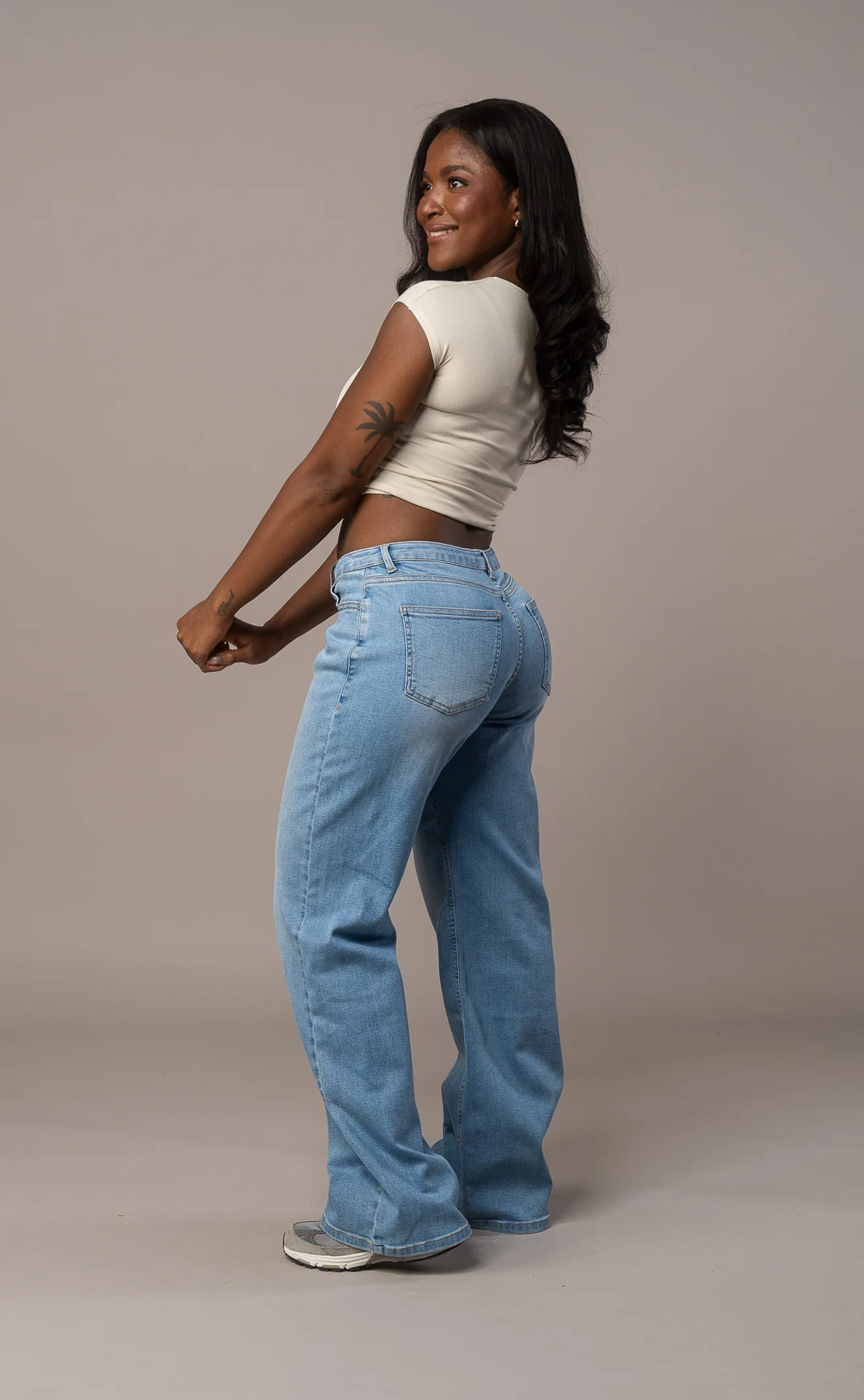 Womens Baggy Low Waisted Fitjeans - Arctic Light Blue