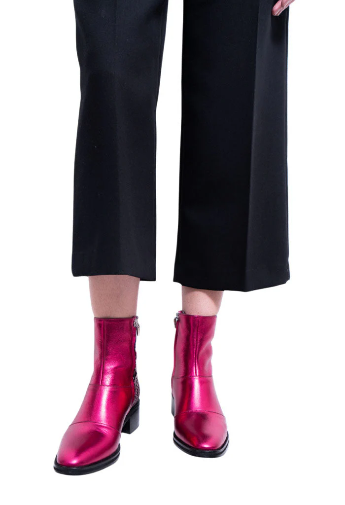 BOTÍN BEEL PIEL METAL FUCSIA MAZORCA