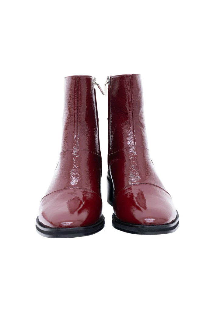 BOTÍN BEEL PIEL CHAROL MARIPOSA VITRAL ROJO