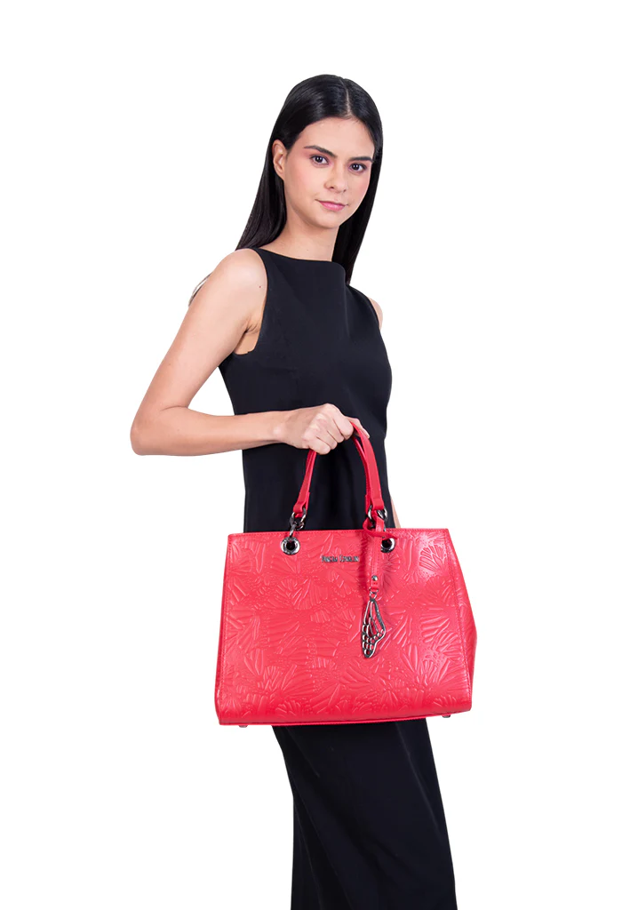 Bolsa Kaxan Piel Herraje Negro Grabado Mariposa