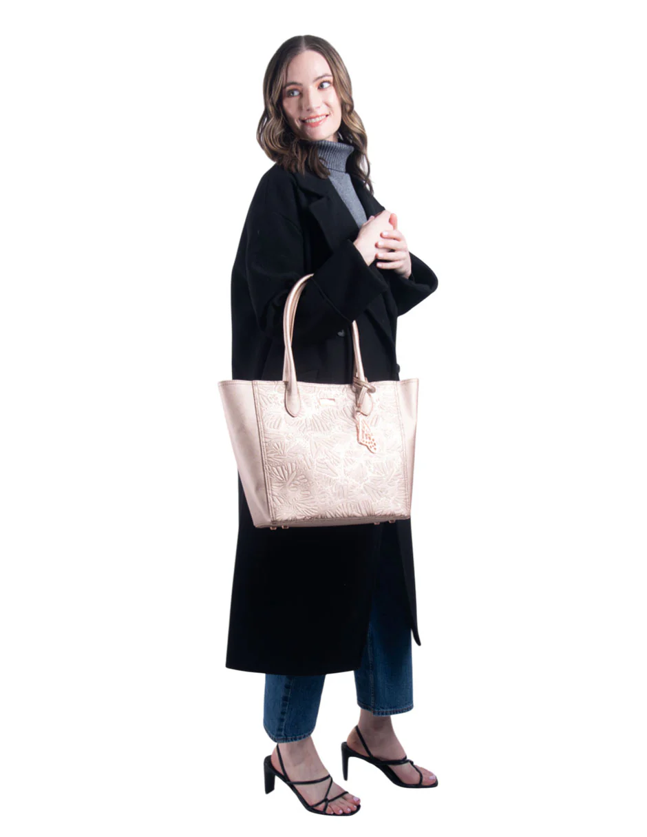 Tote Kuuch Saffiano Grabado Mariposa