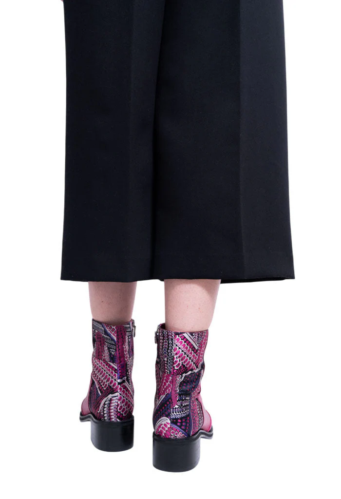 BOTÍN BEEL PIEL METAL FUCSIA MAZORCA