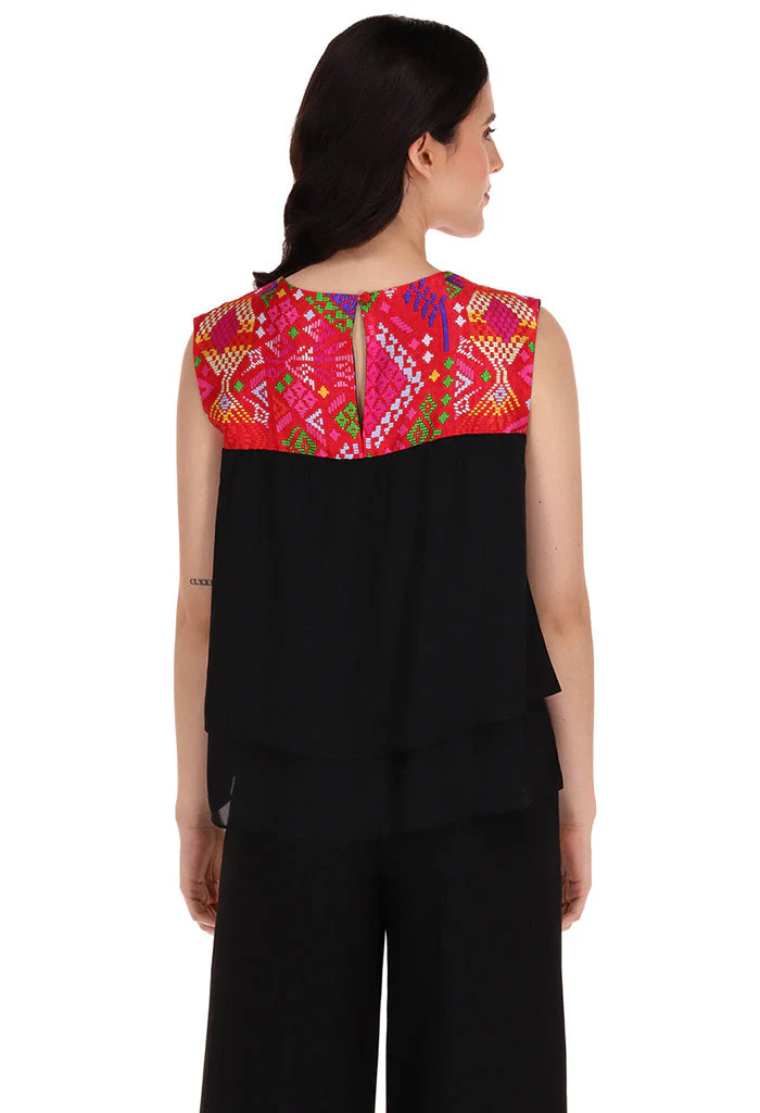 Blusa Pétalos Tejido Maya Rojo