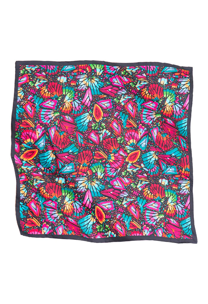 Mascada Mariposa Bordada 90 cm