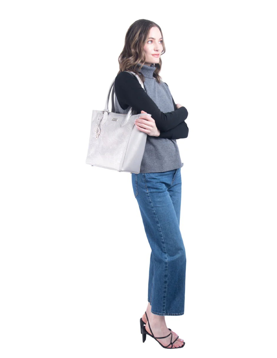 Tote Kuuch Saffiano Grabado Mariposa