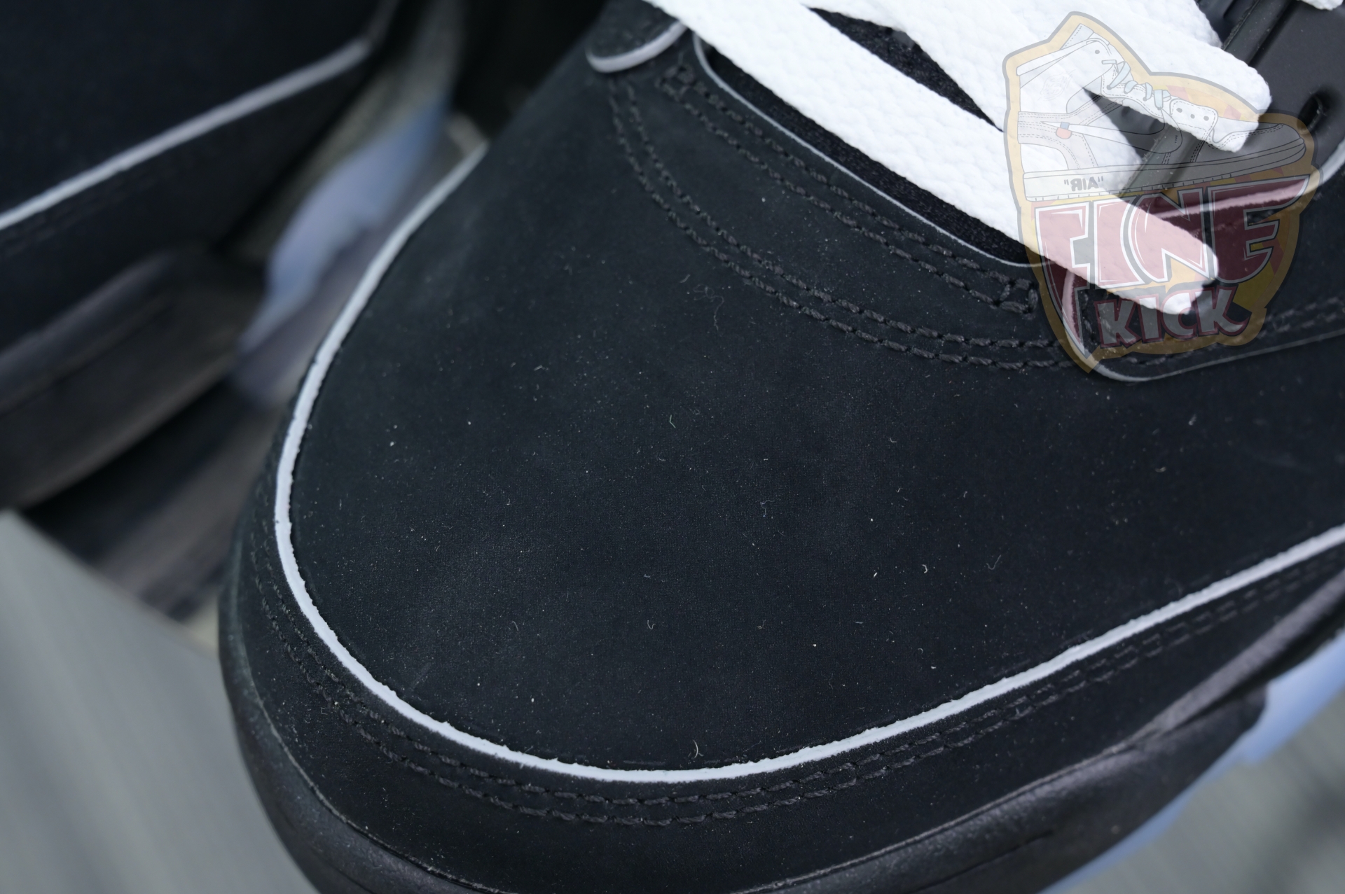 “BLACK METALLIC REIMAGINED”SNEAKERS