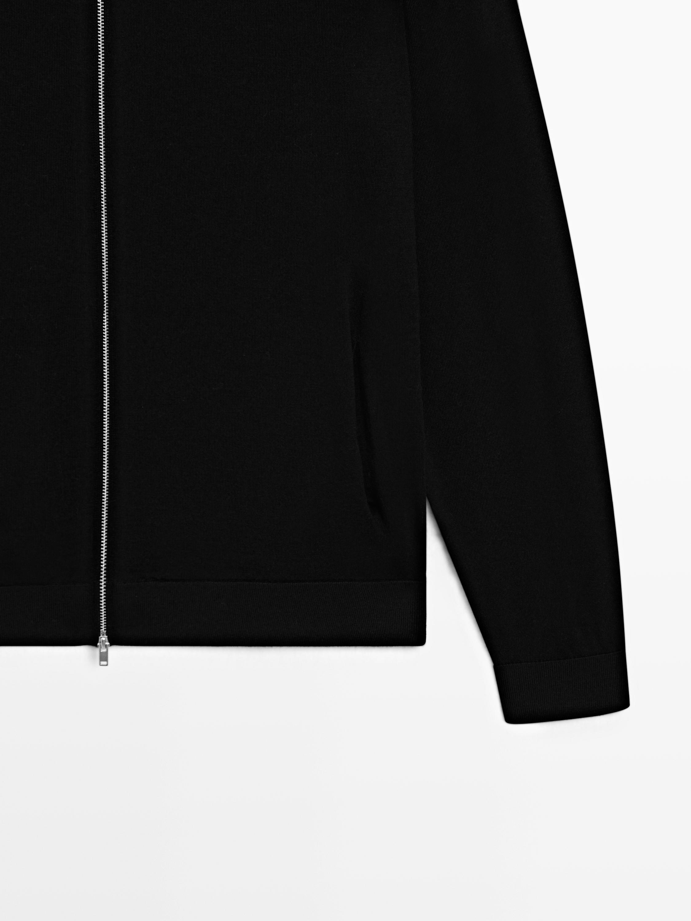 100% merino wool zip-up knit cardigan