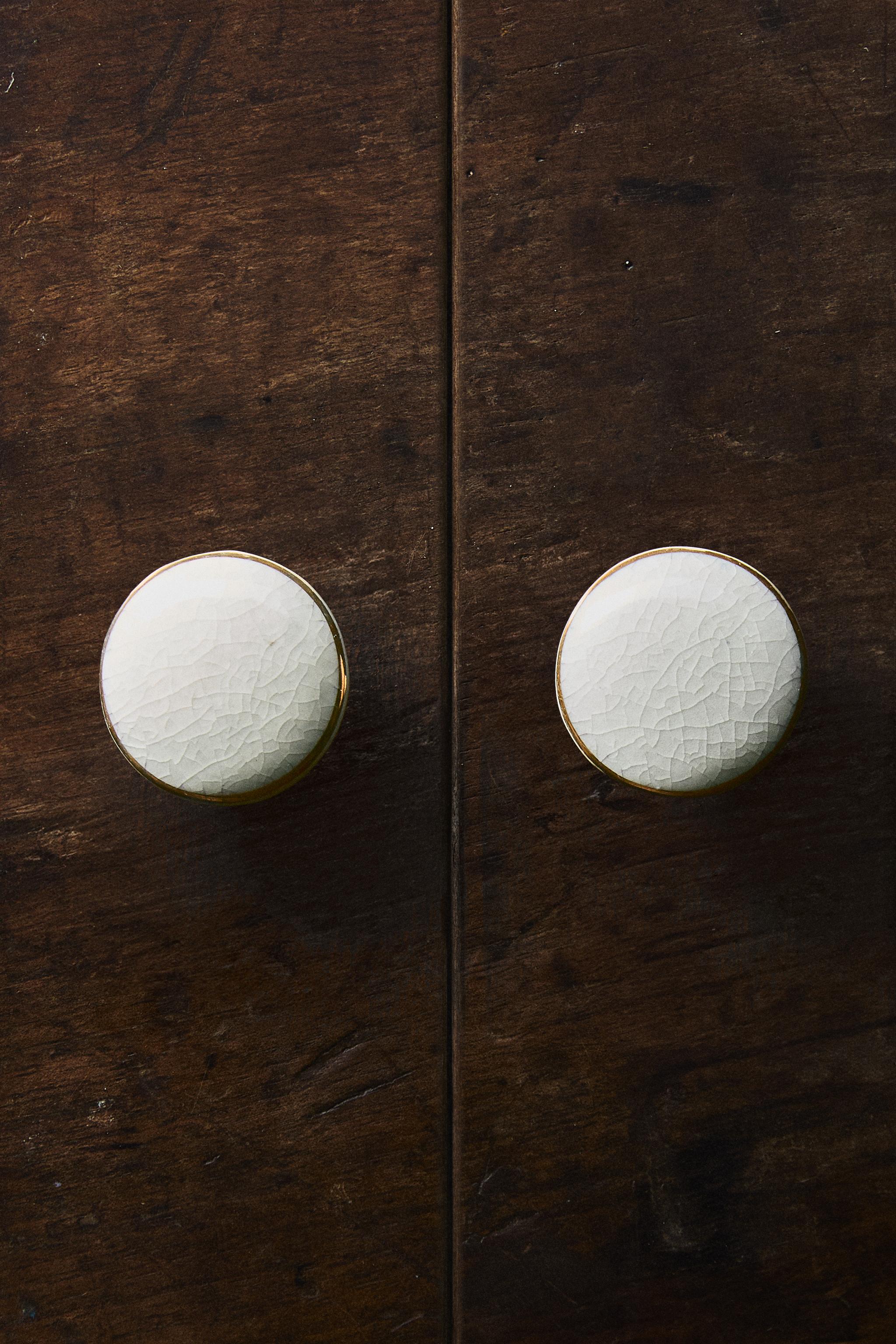 SET OF ROUND CERAMIC KNOBS (SET OF 2)