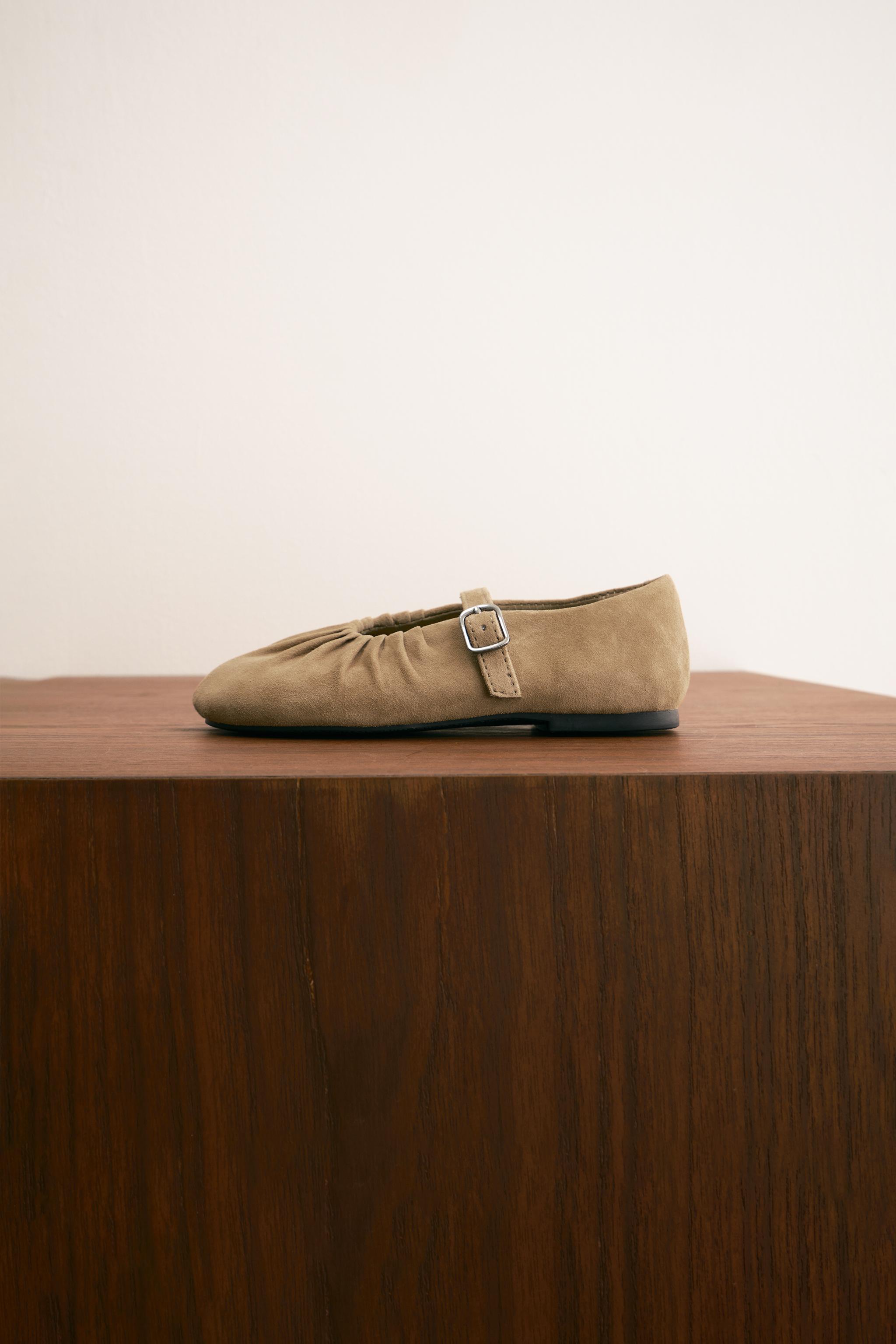 LEATHER BALLET FLATS