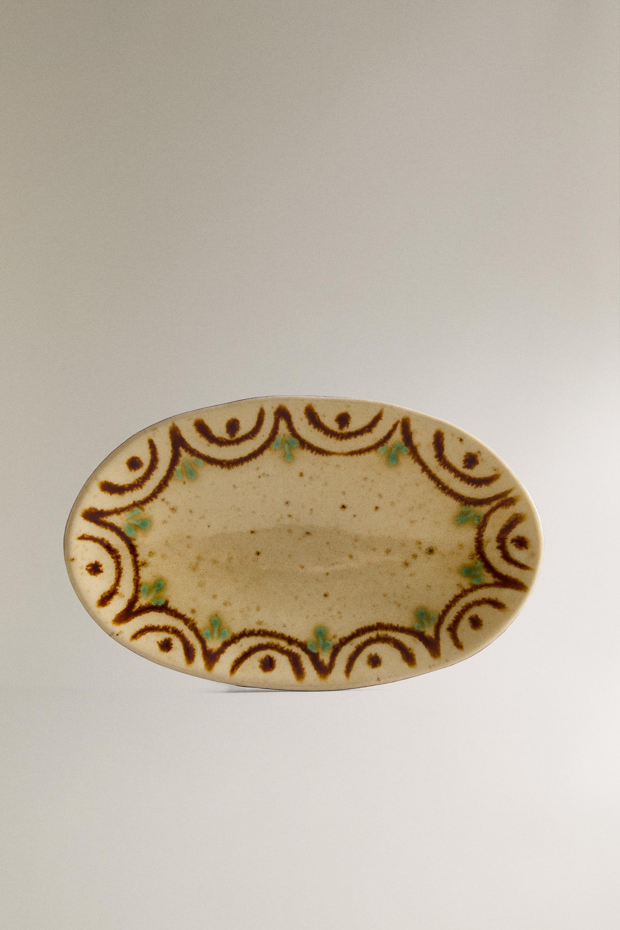 PAINTED CERAMIC BATHROOM SOAP DISH