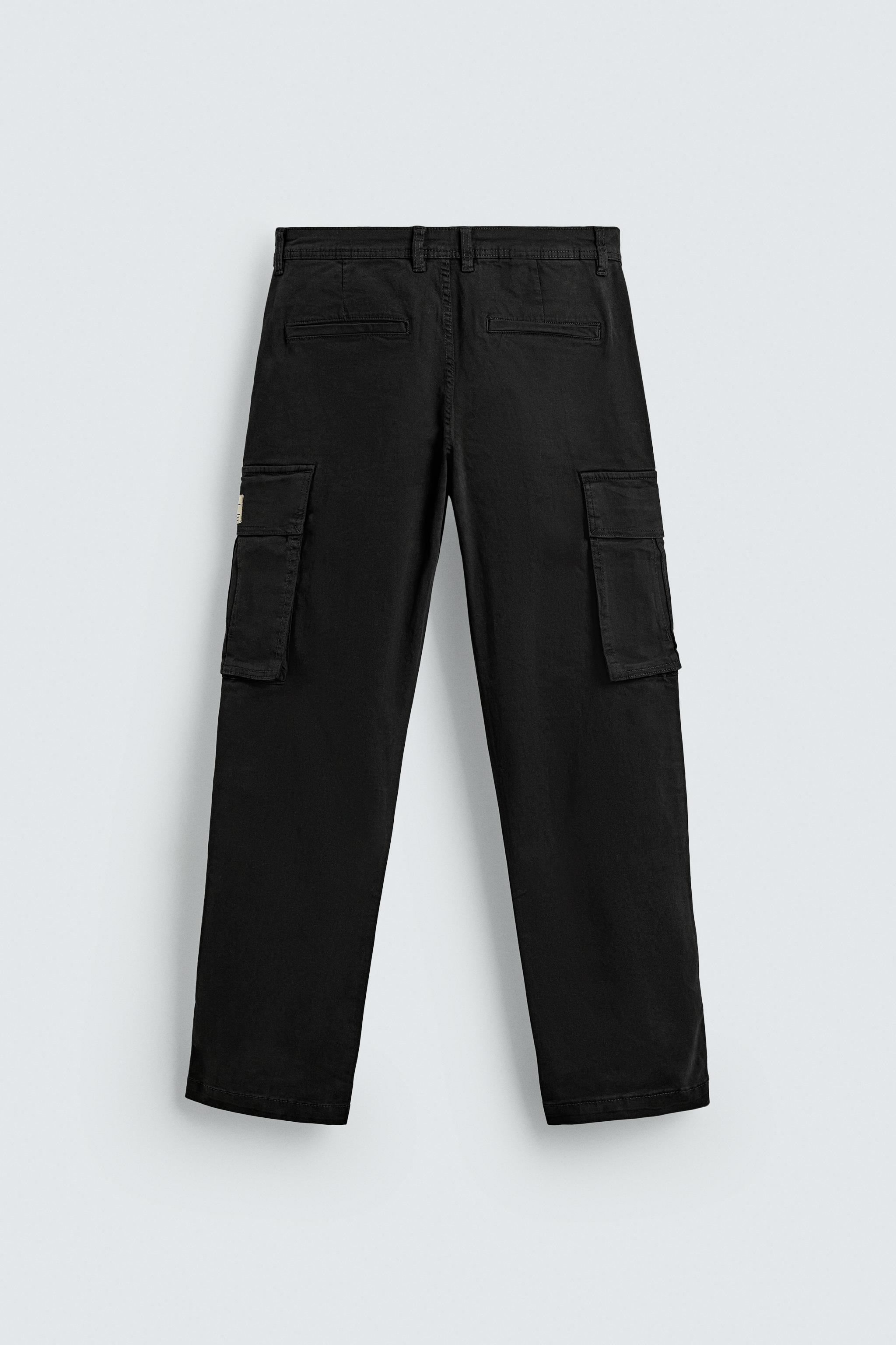 RELAXED FIT CARGO PANTS