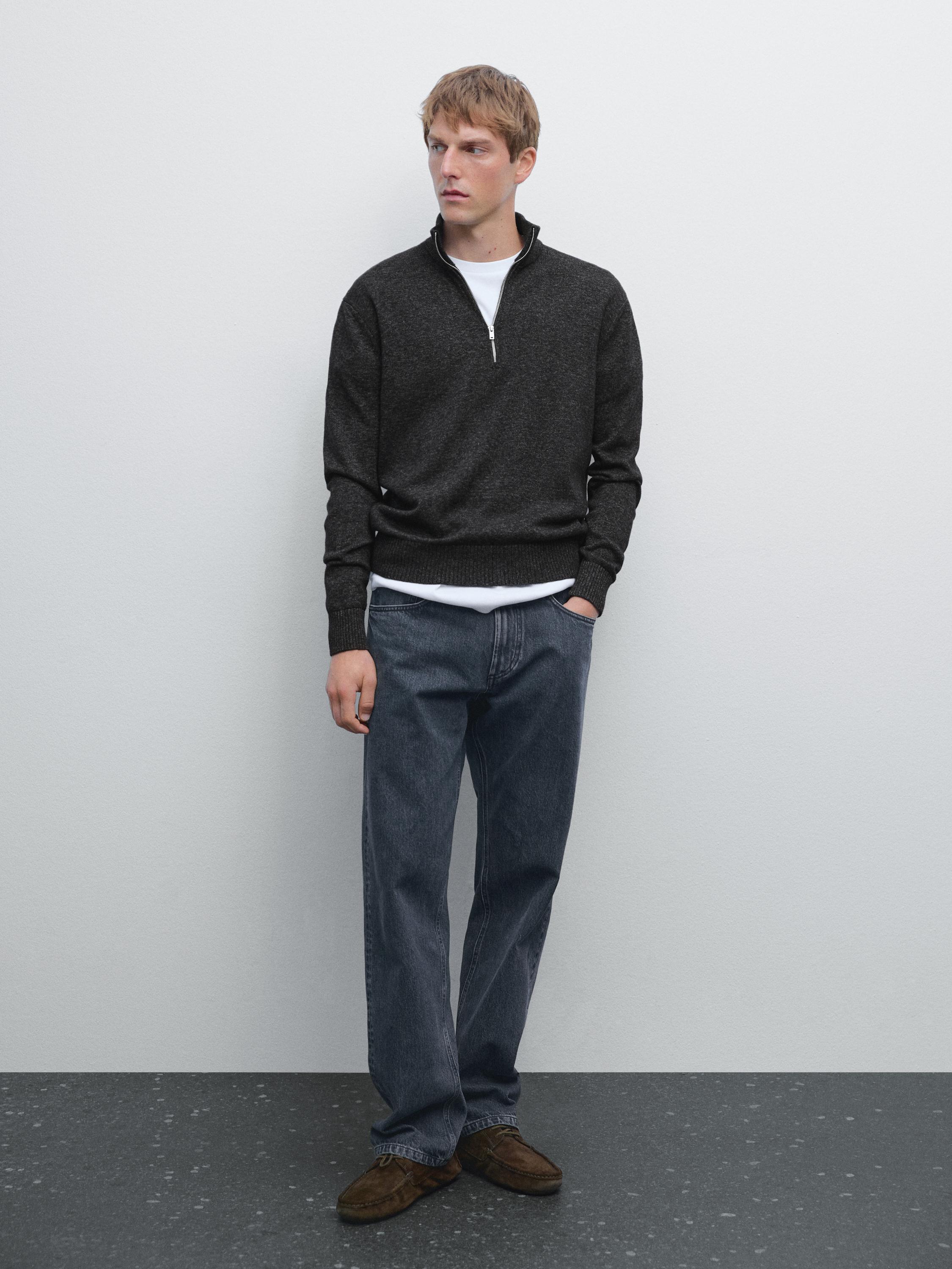 Mock neck knit sweater