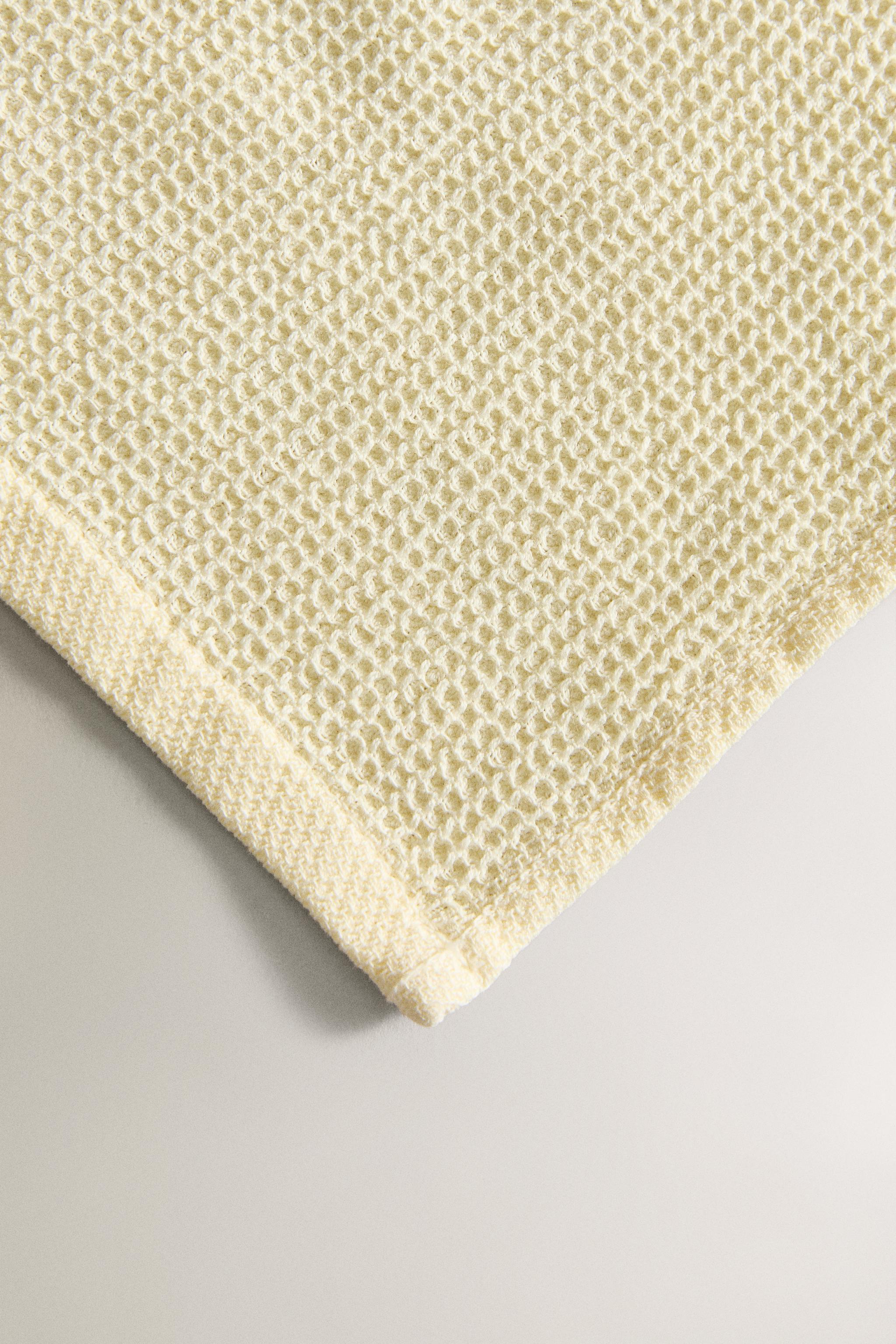 WAFFLE-KNIT BATH TOWEL