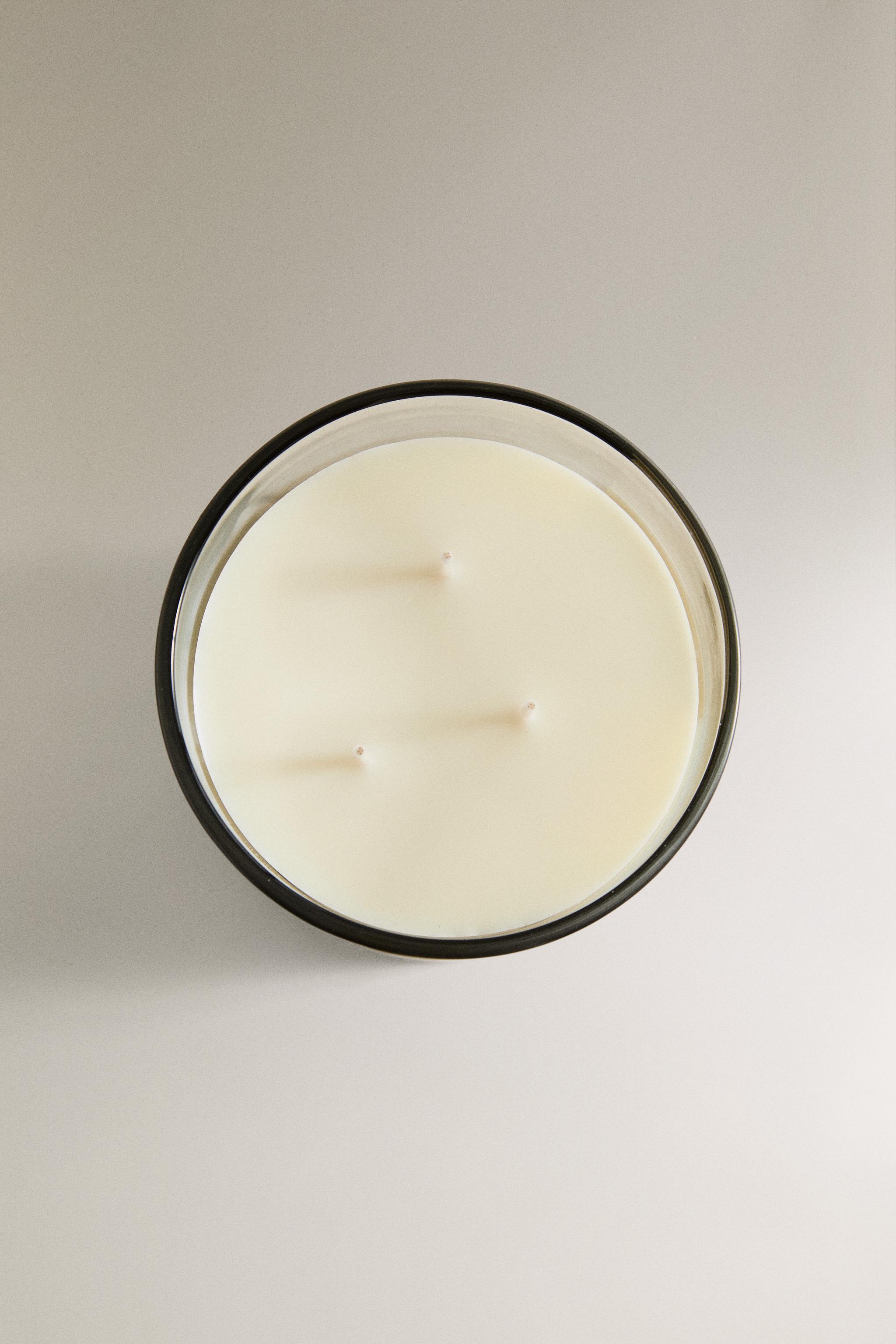 (620 G) LEMON BERGAMOT SCENTED CANDLE
