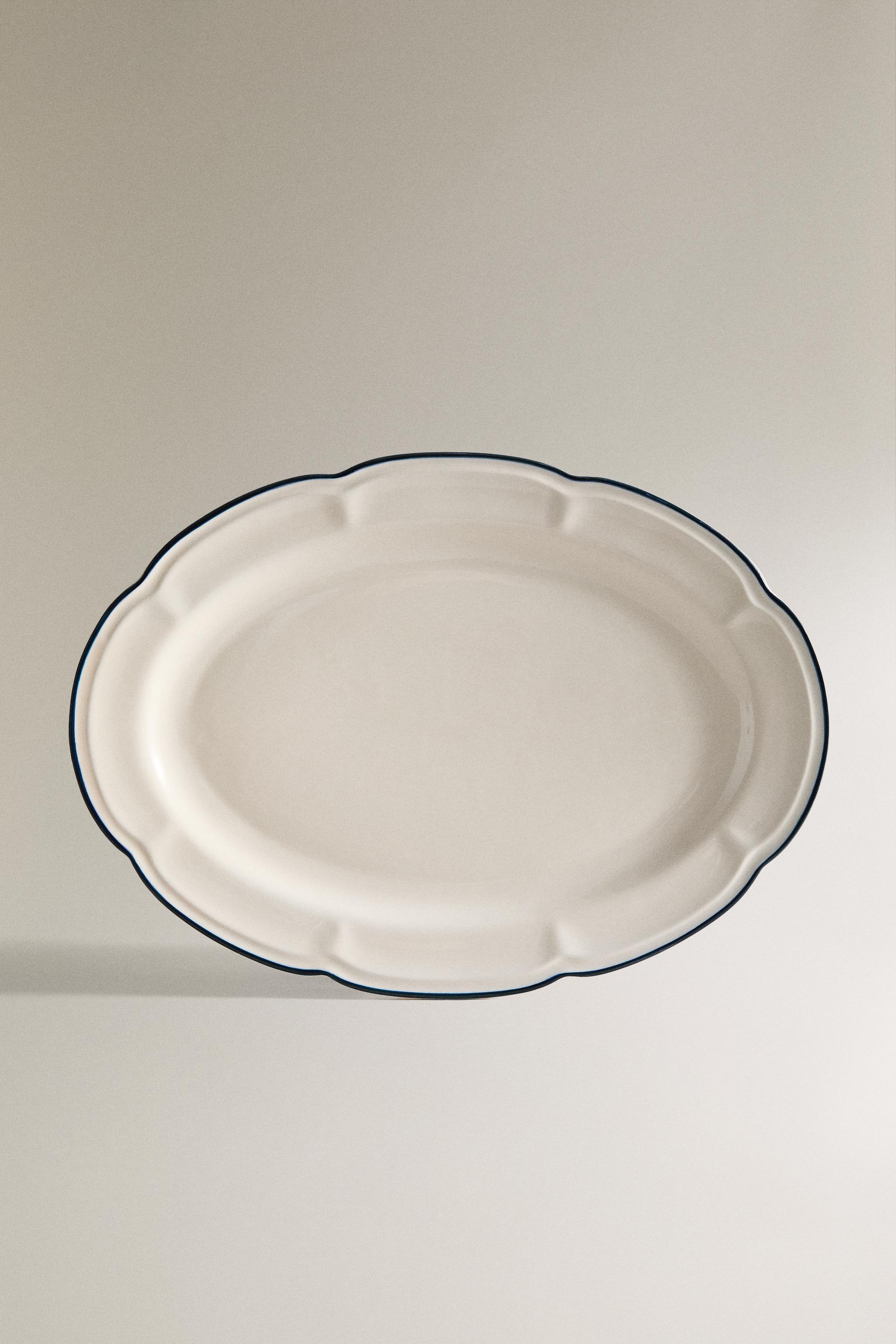 SERVING DISH WITH CONTRAST RIM