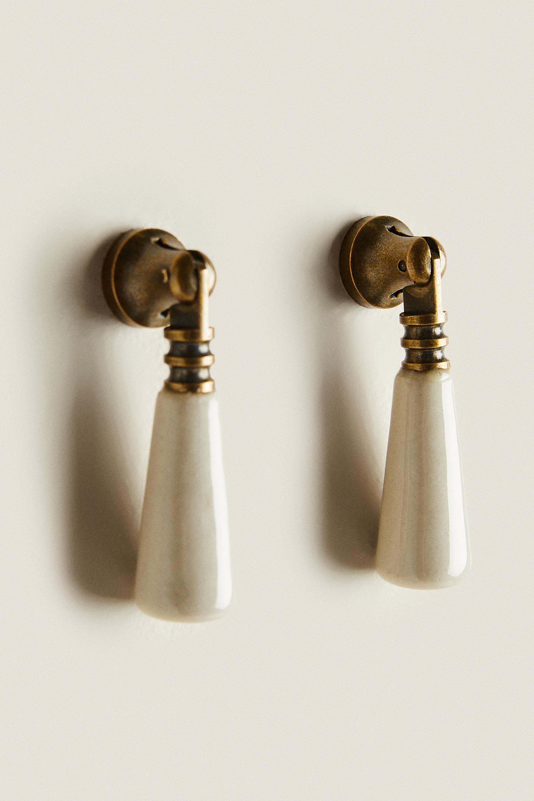 SET OF CERAMIC DROPLET KNOBS (SET OF 2)