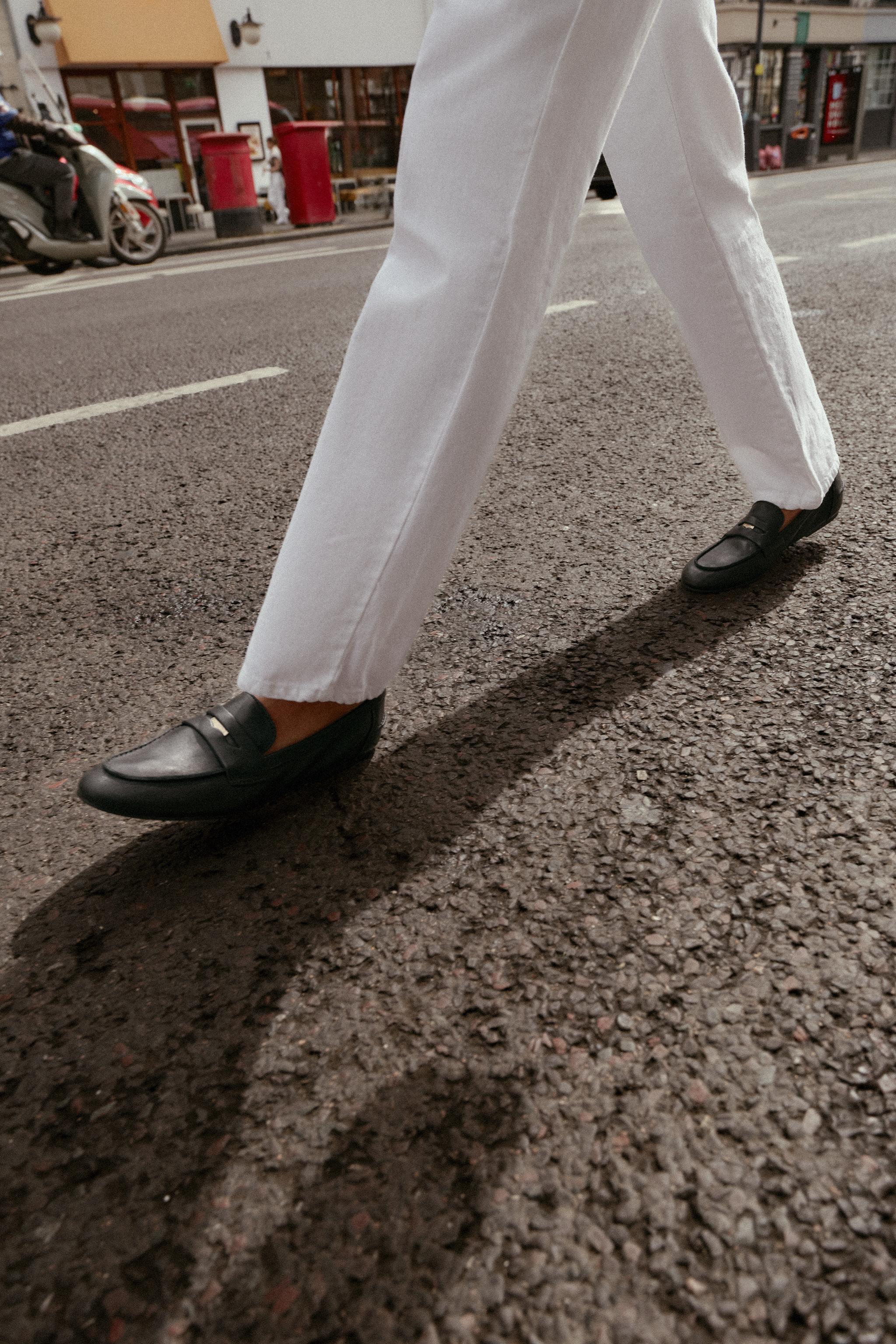 LEATHER PENNY LOAFERS