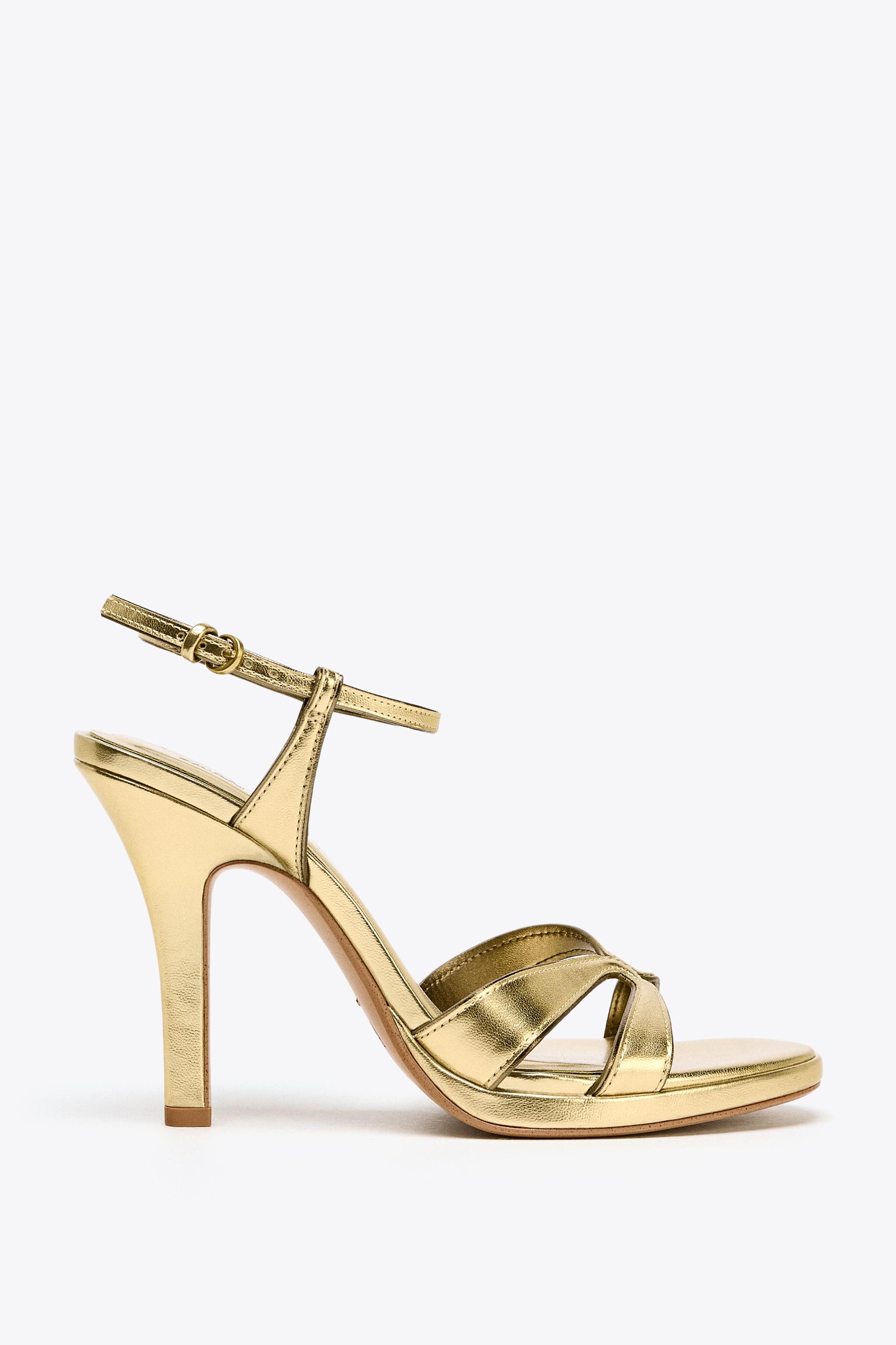 METALLIC EFFECT HEELED SANDALS