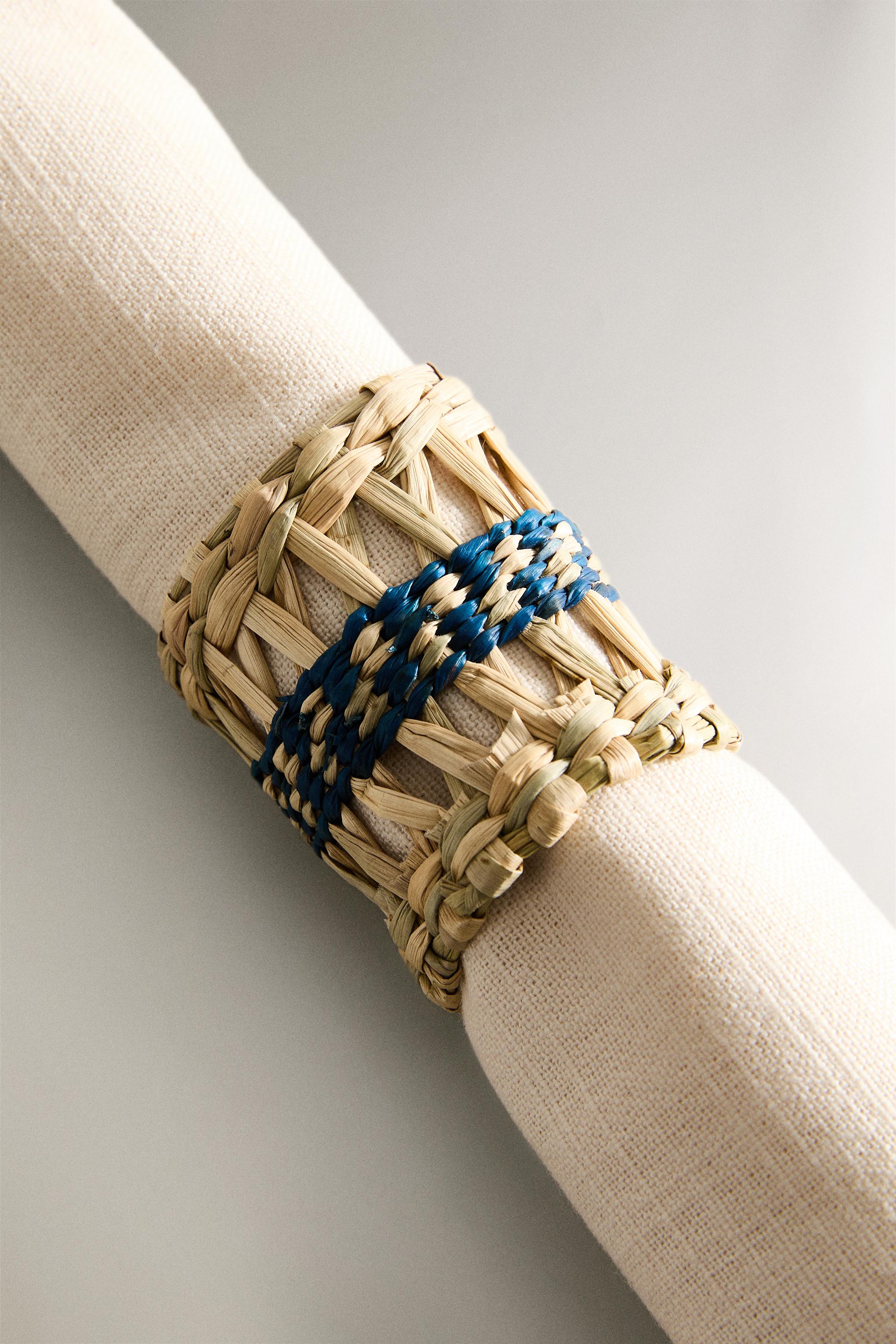 SET OF SEAGRASS NAPKIN RINGS (SET OF 4)