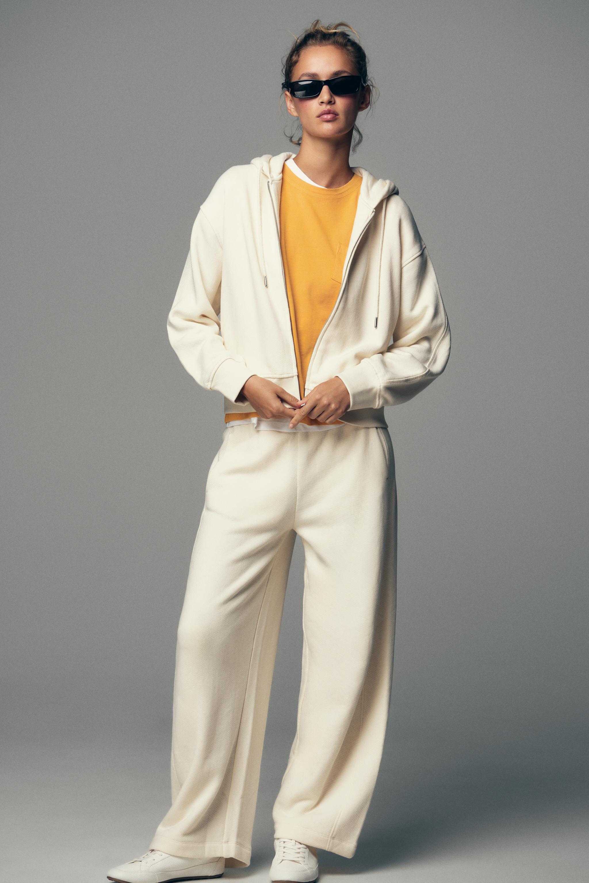 RUSTIC HOODED SWEATSHIRT