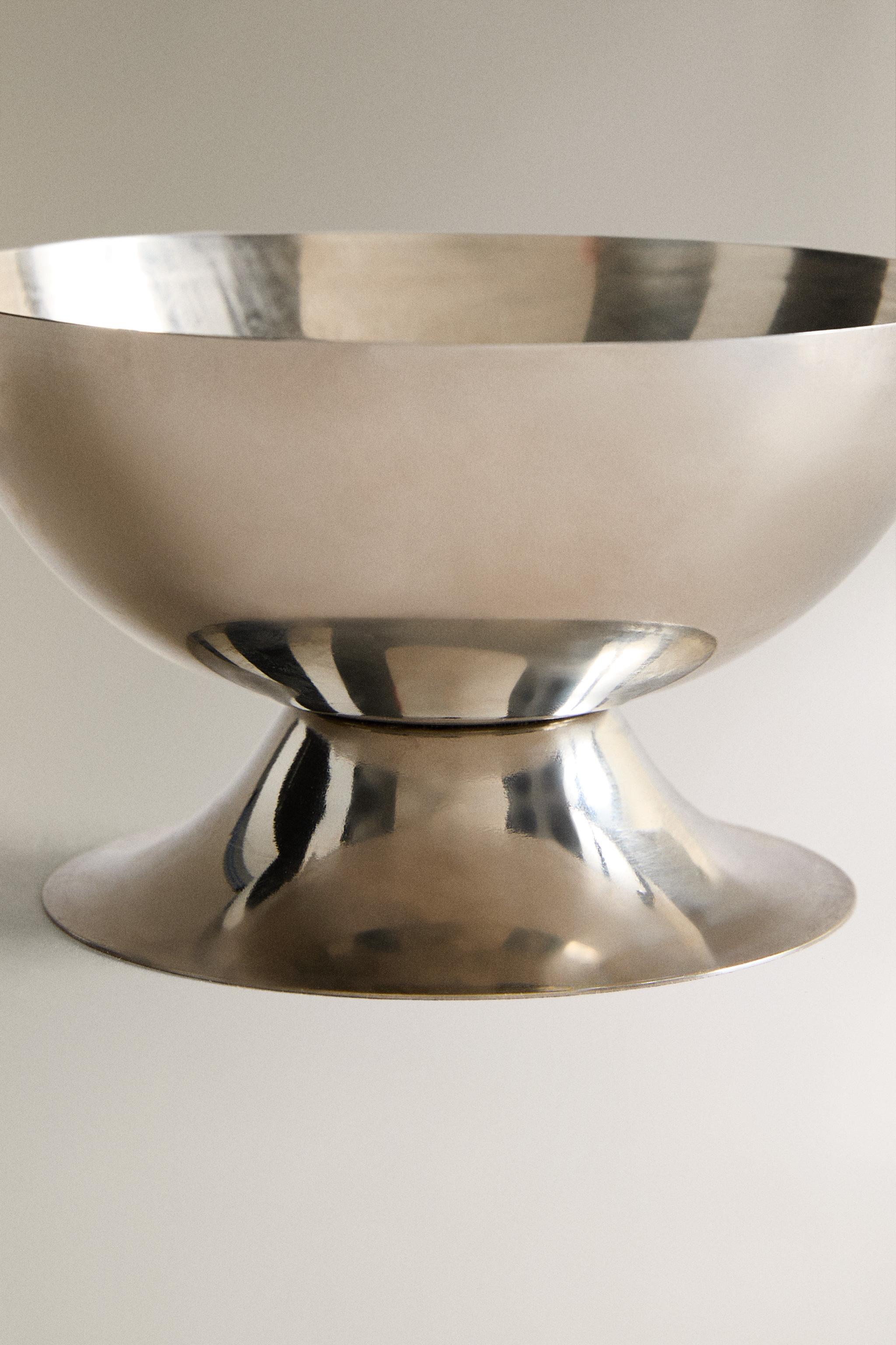 SHINY METAL ICE-CREAM CUP