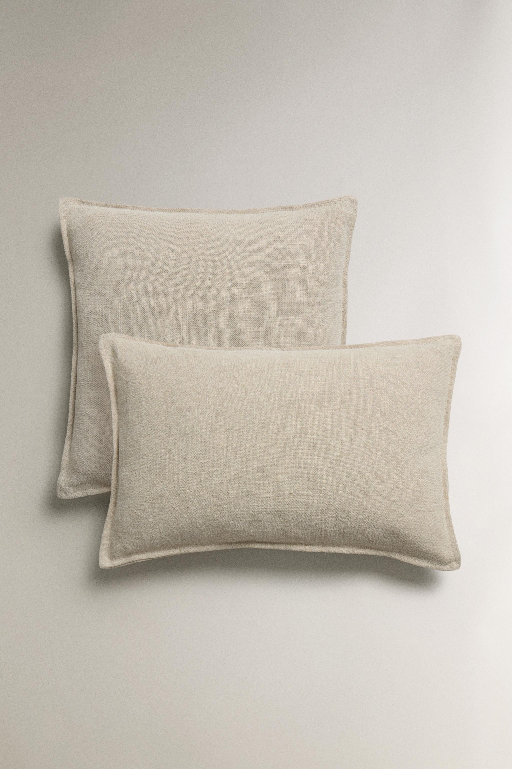 LINEN THROW PILLOW COVER WITH BACKSTITCHING
