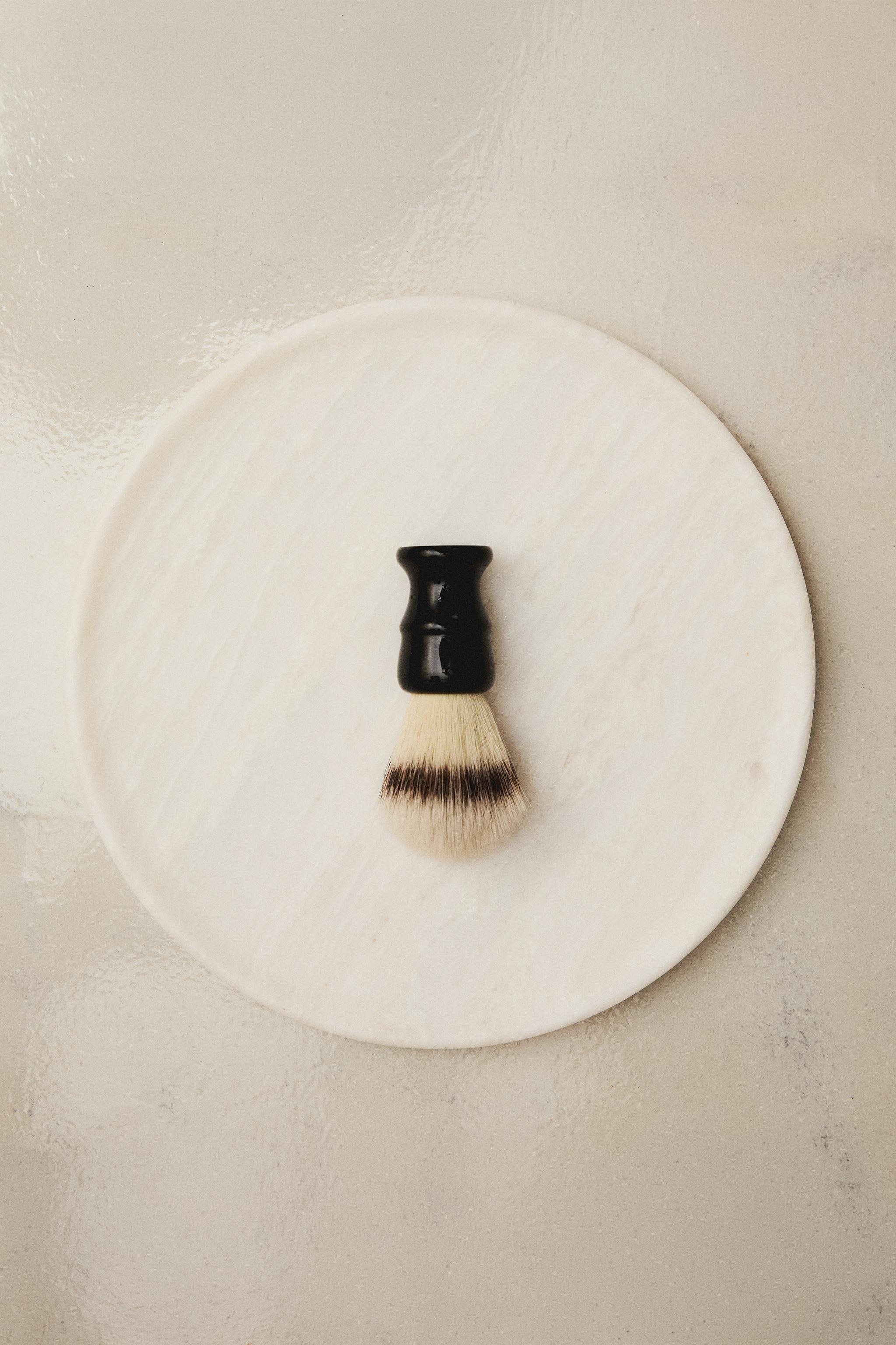 WHITE MARBLE BATHROOM TRAY