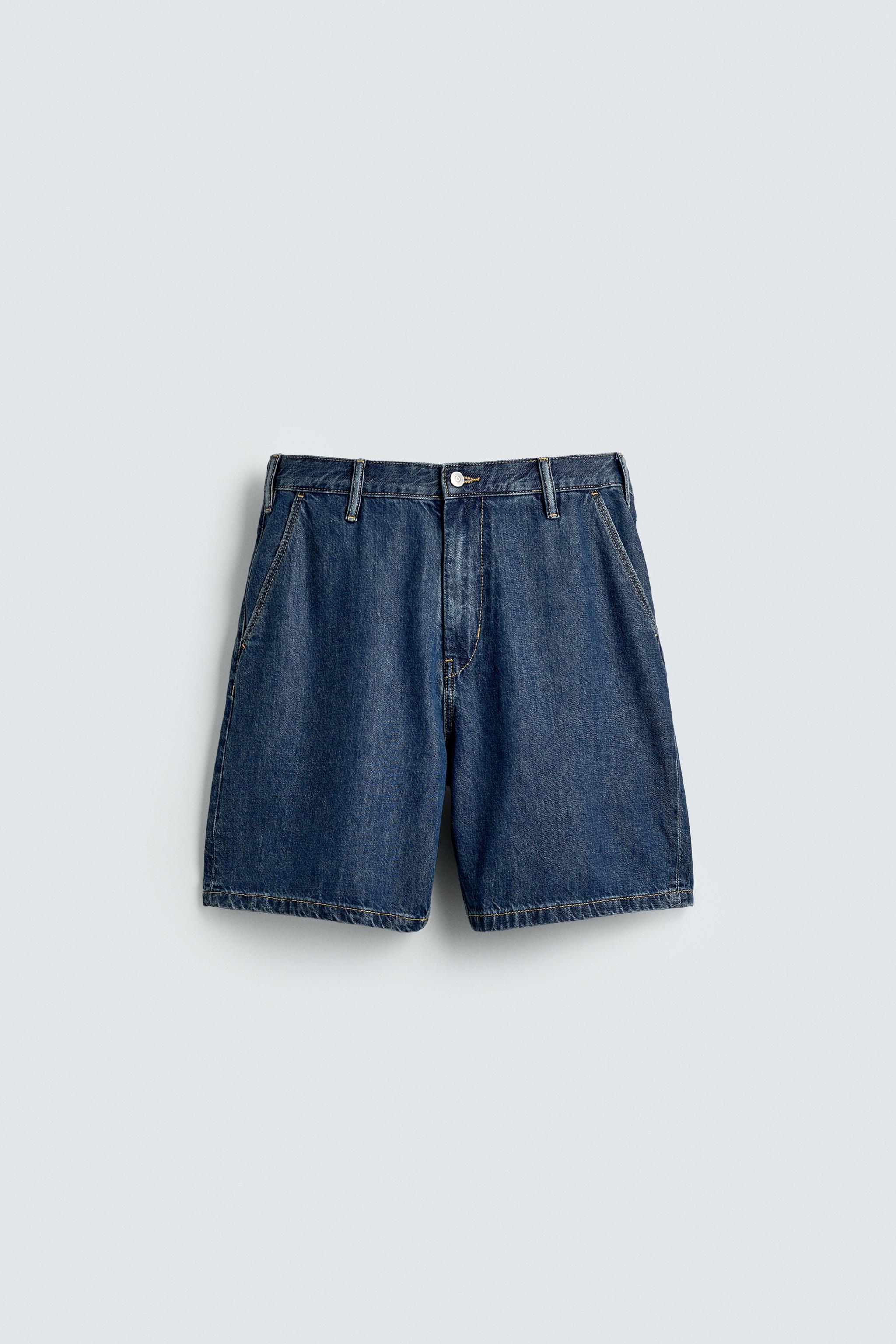STRAIGHT FIT LIGHT DENIM BERMUDA SHORTS