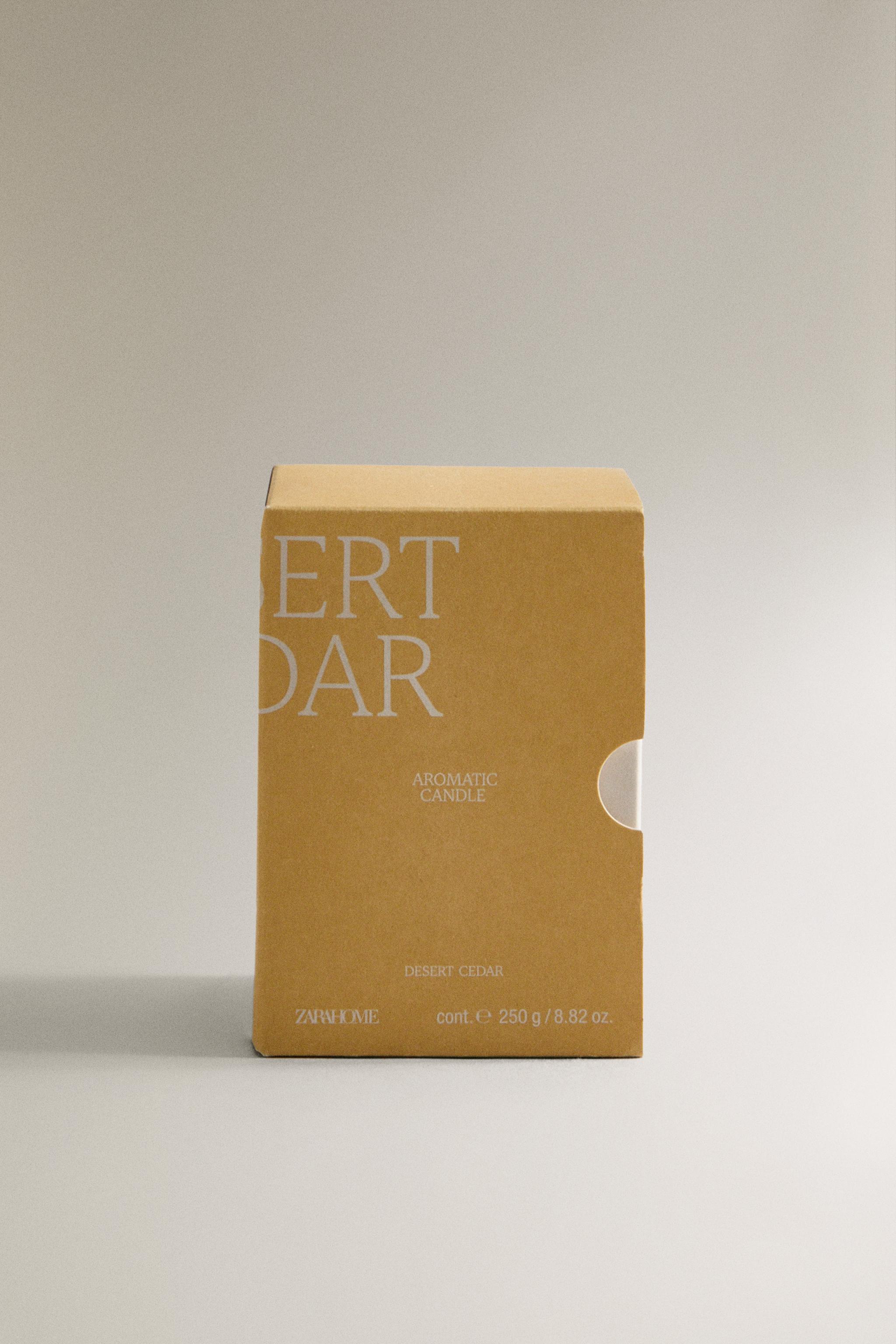 (250 G) DESERT CEDAR SCENTED CANDLE