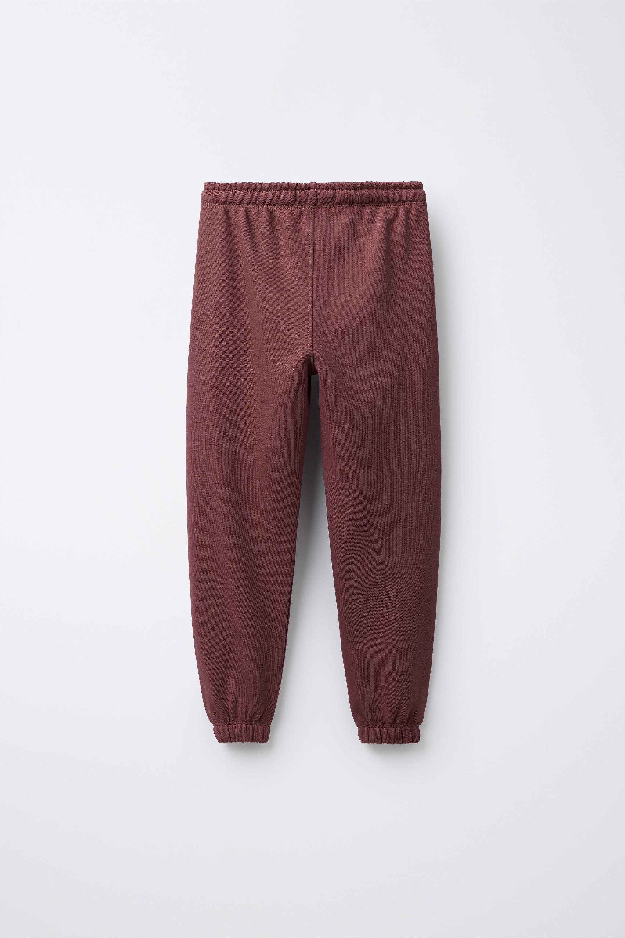 TEXT SWEATSHIRT AND JOGGER PANTS SET