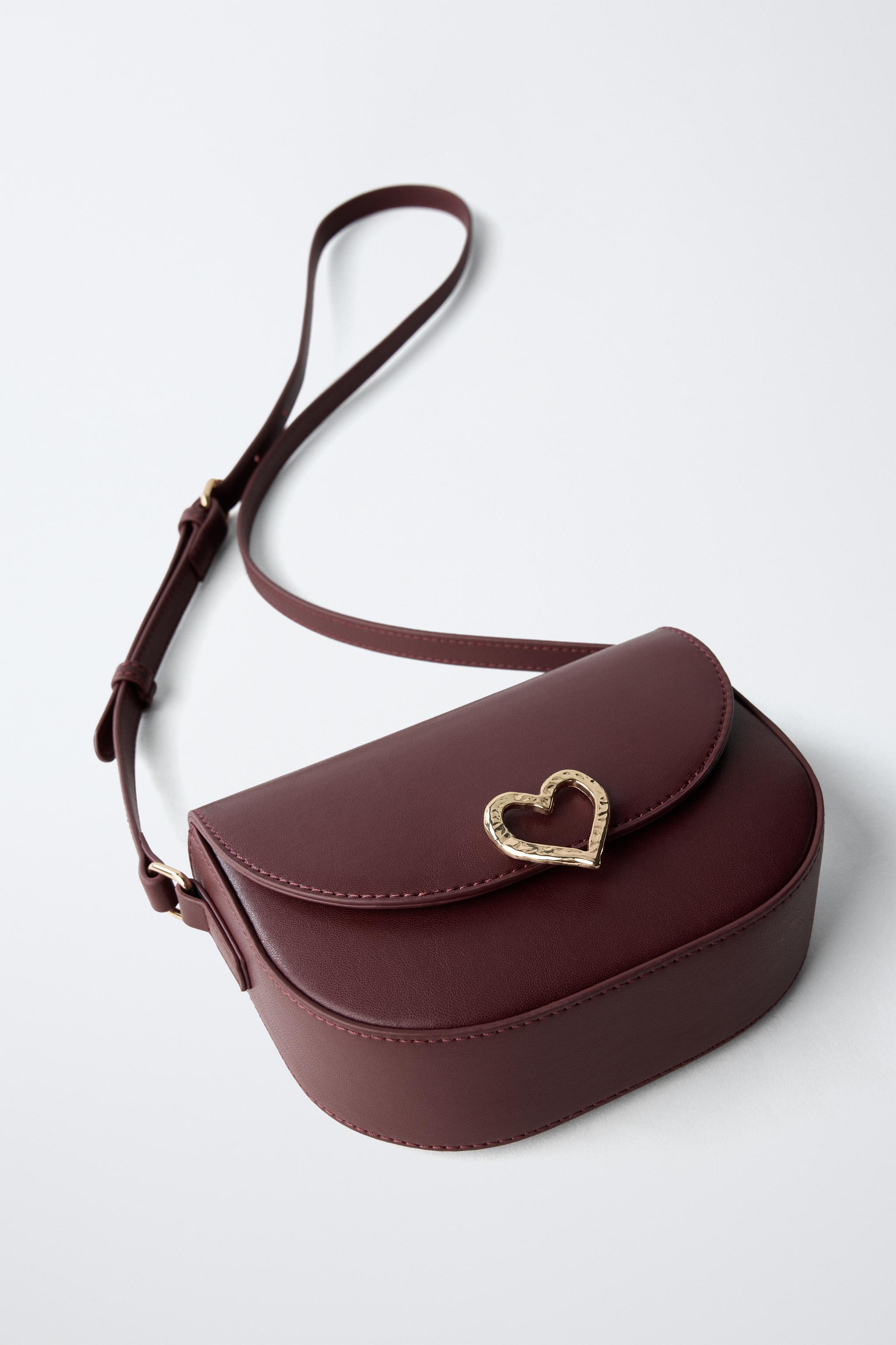 HEART CROSSBODY BAG