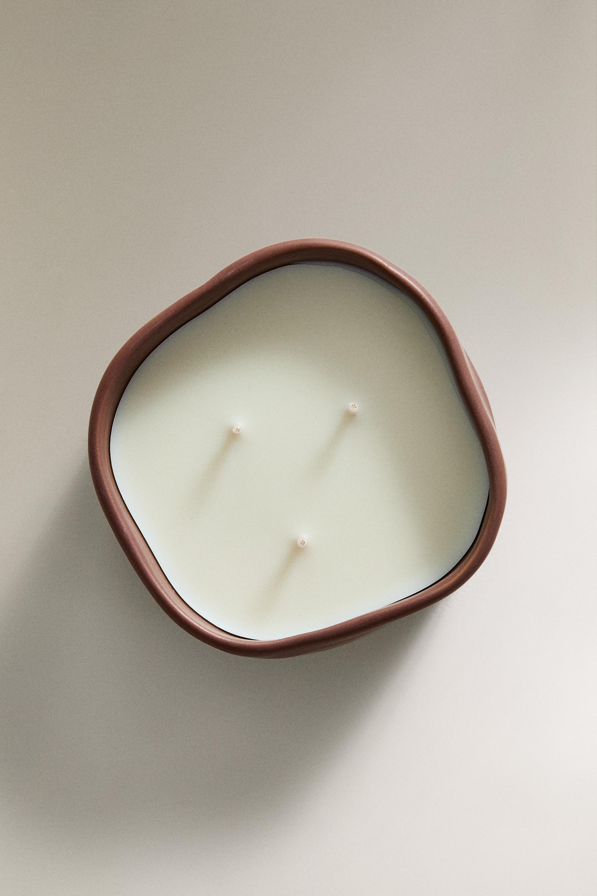 (170 G) FLORAL BEYOND SCENTED CANDLE