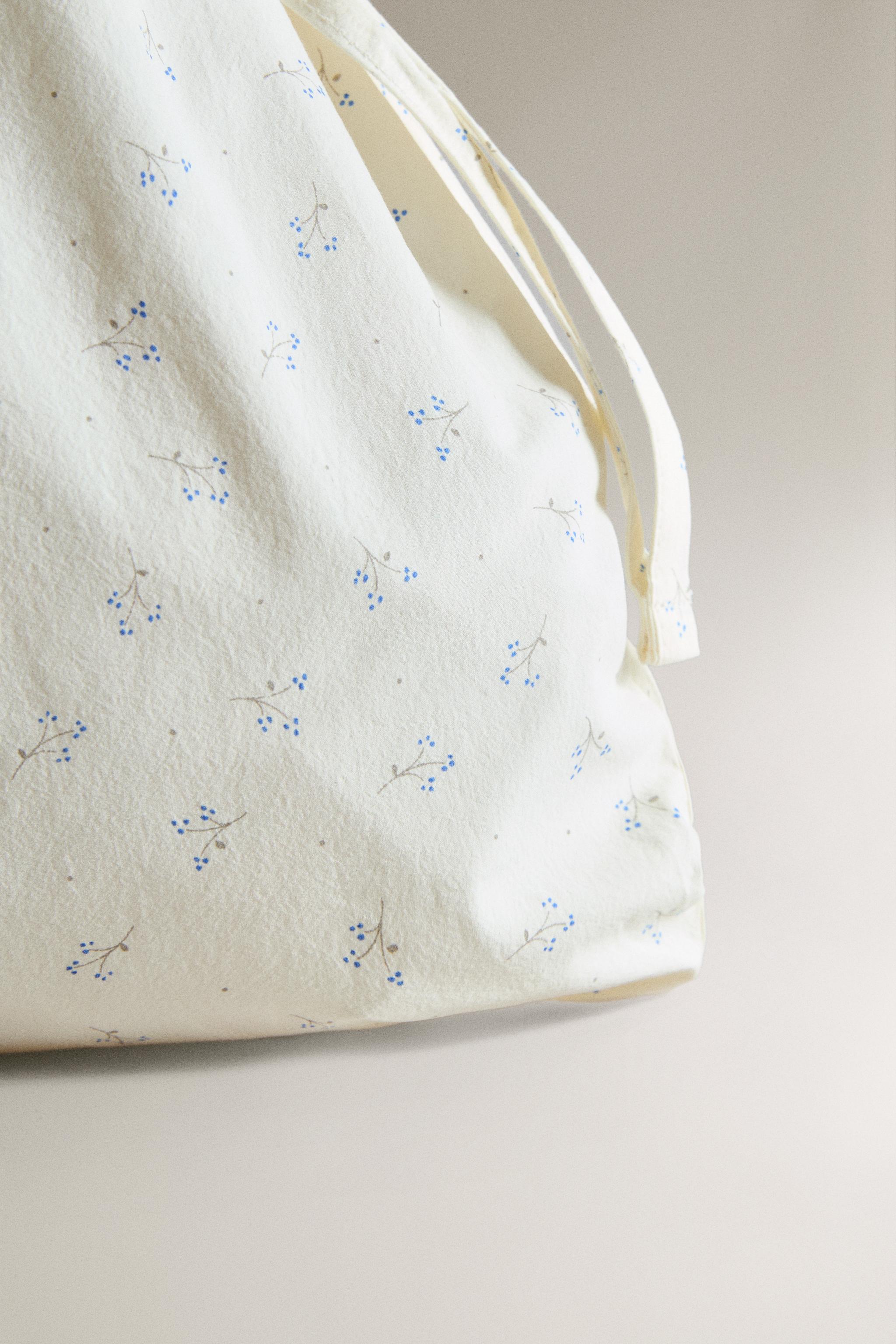 CHILDREN'S FLORAL LAUNDRY BAG