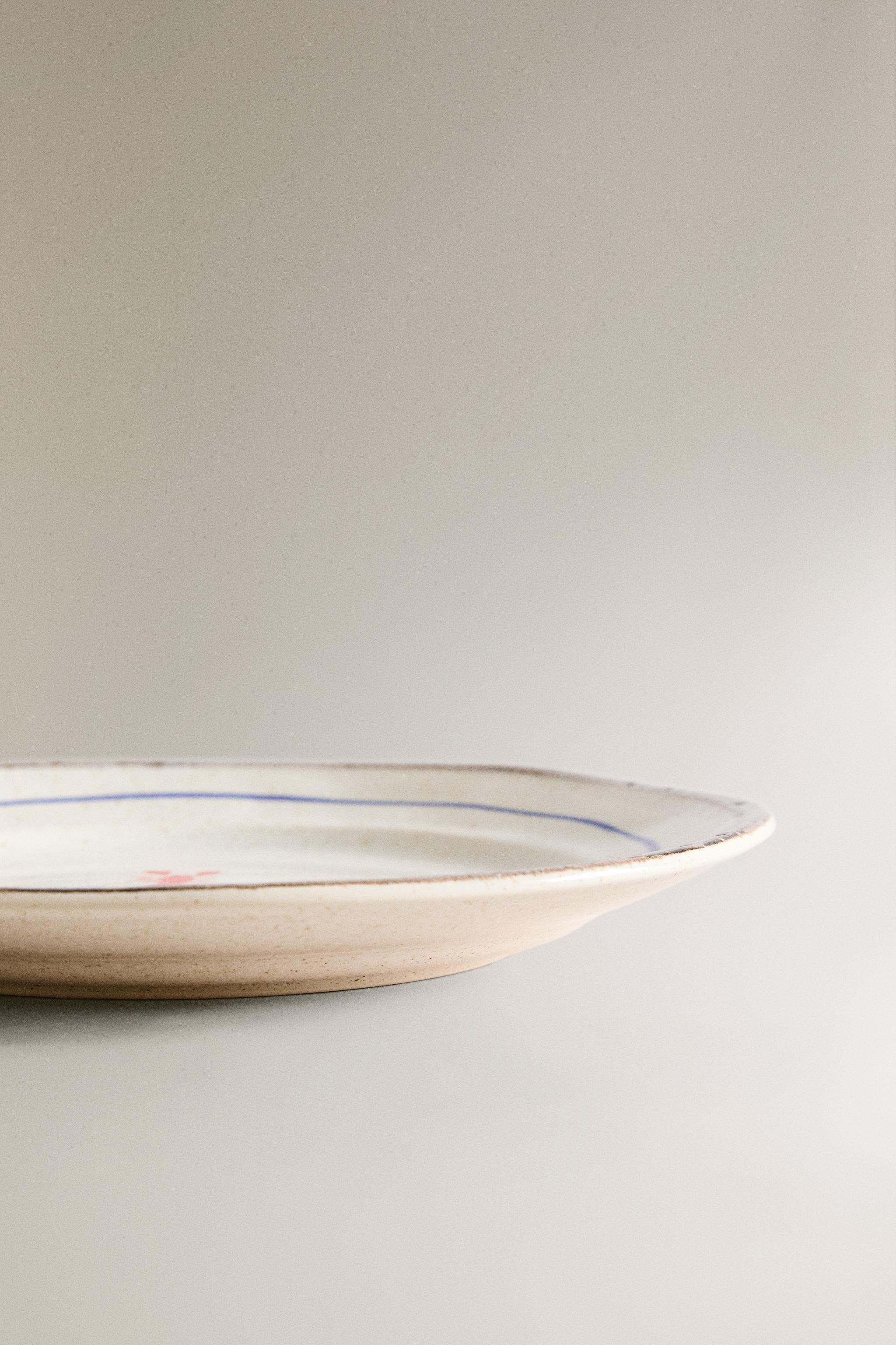 STONEWARE FISH DESSERT PLATE