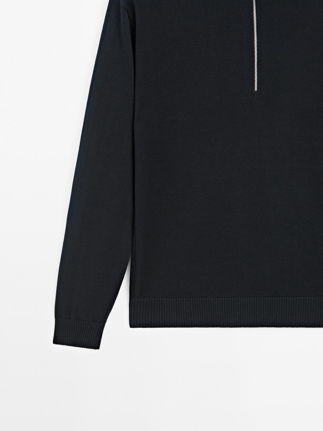Mock neck knit sweater with zip