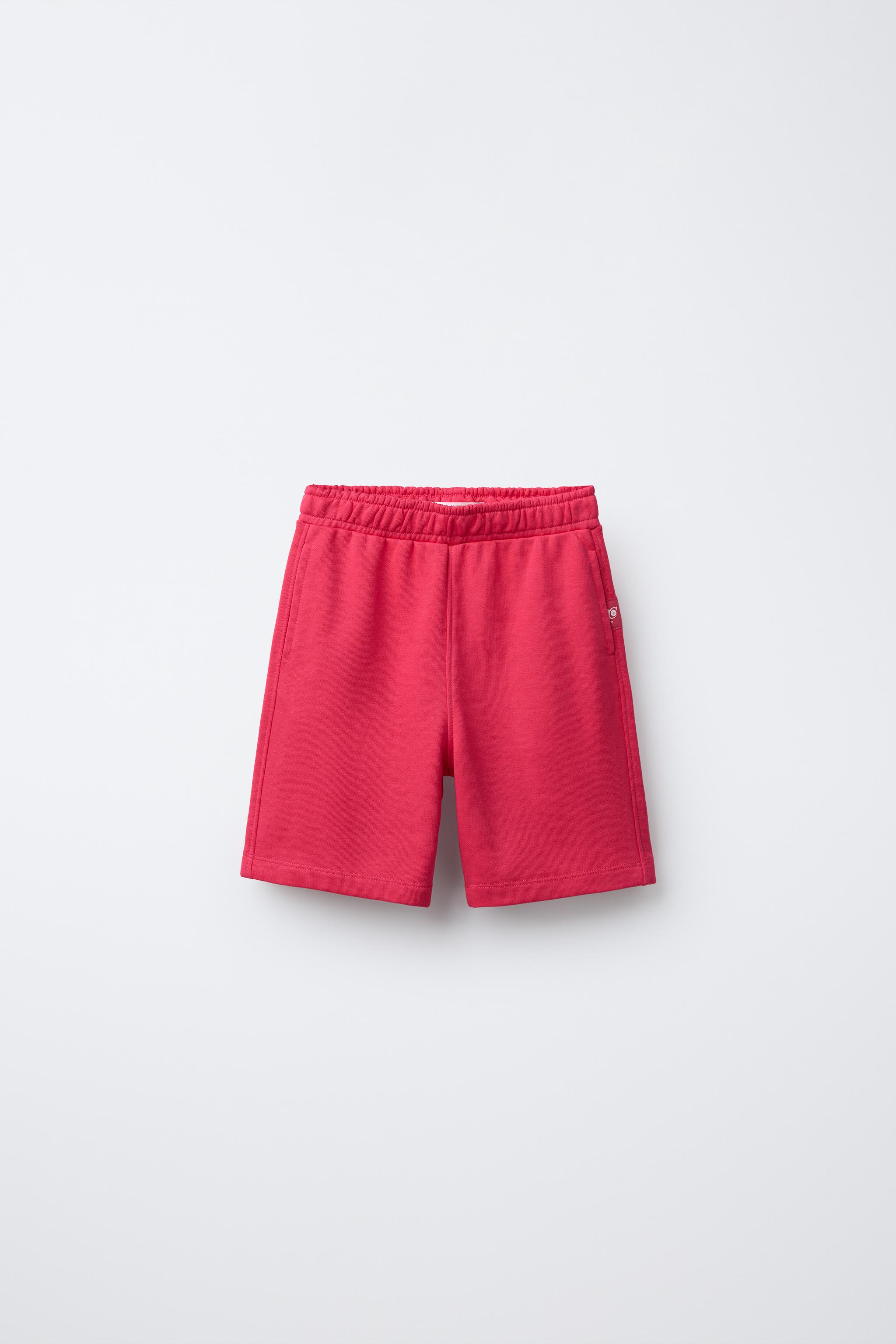 TEXT HOODIE AND BERMUDA SET