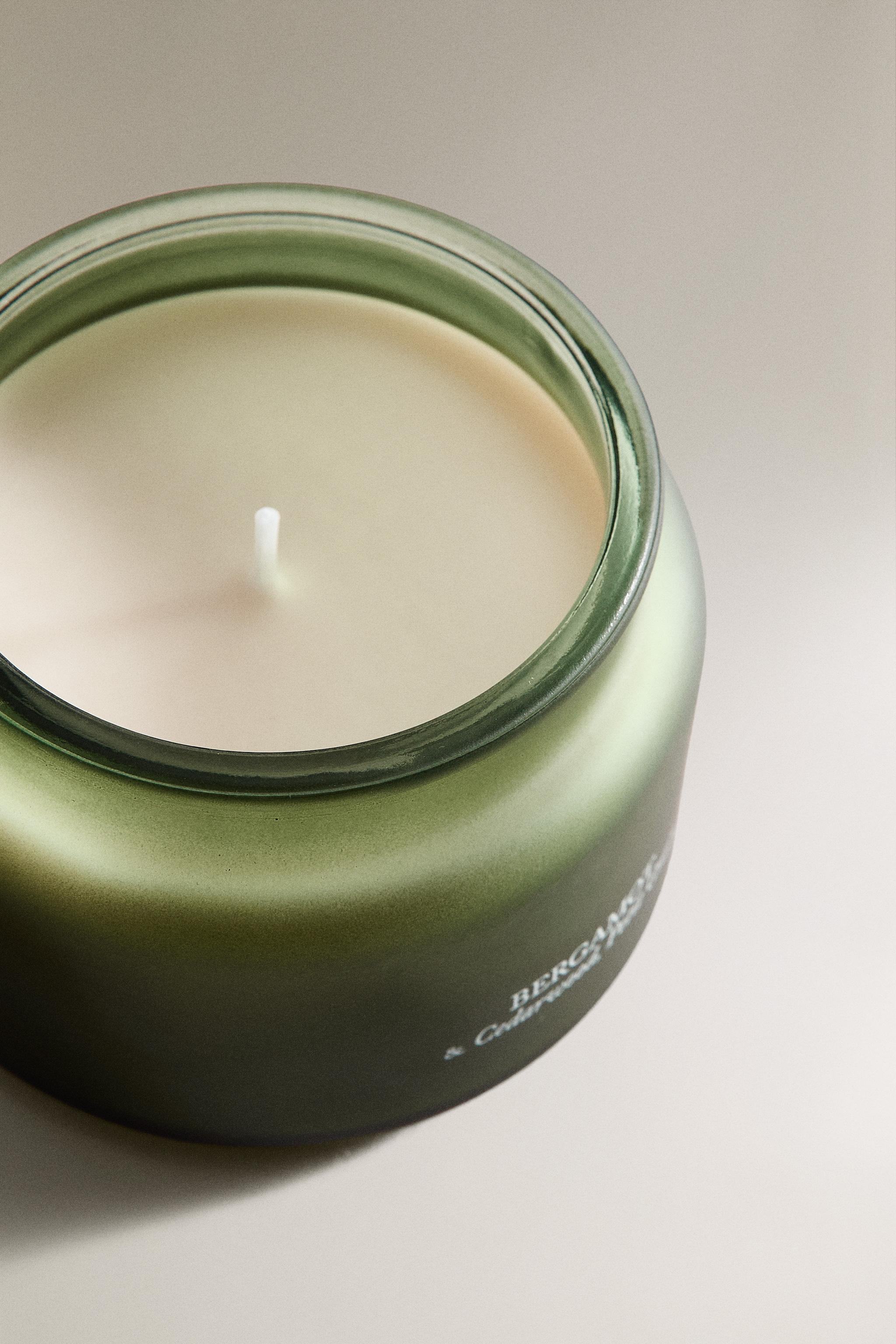 (240 G) BERGAMOT & CEDAR WOOD, PETIT GRAIN SCENTED CANDLES