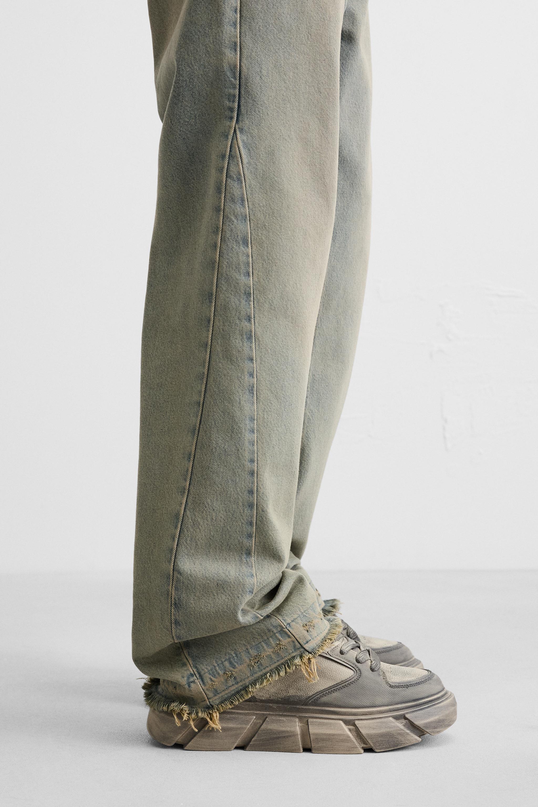 CHUNKY SOLE SNEAKERS