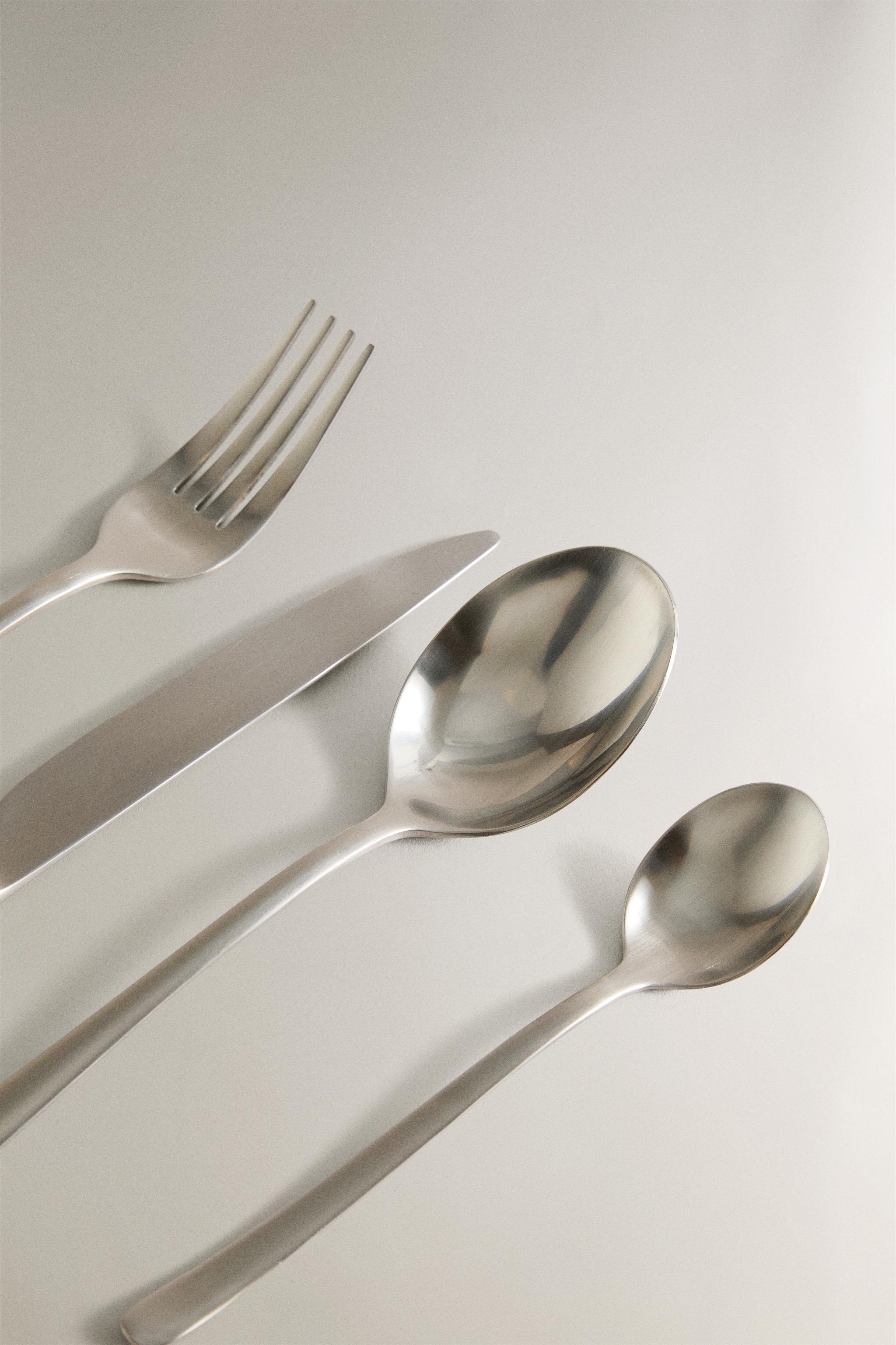 4-PIECE MATTE STEEL FLATWARE SET