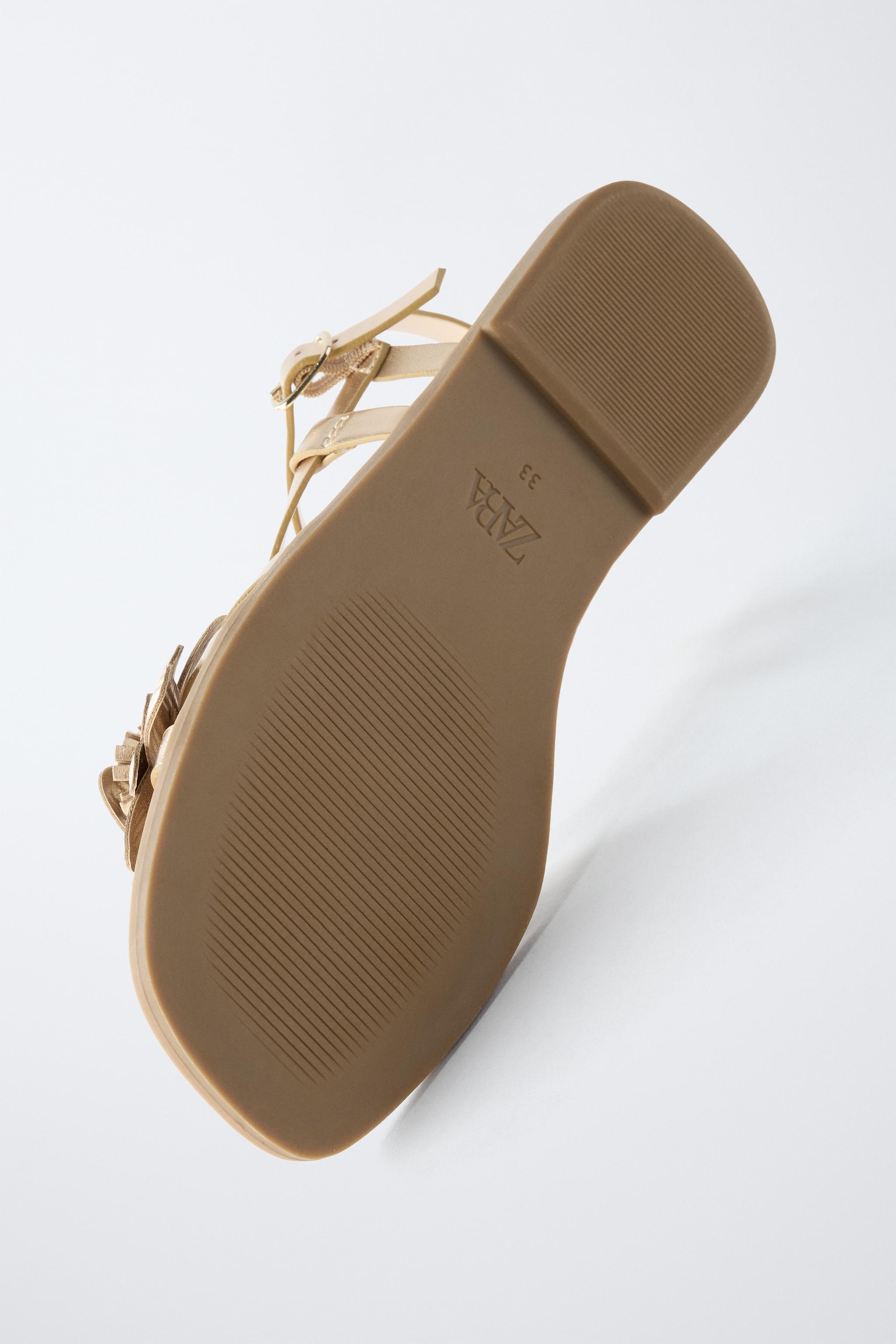 METALLIC FLOWER SANDALS