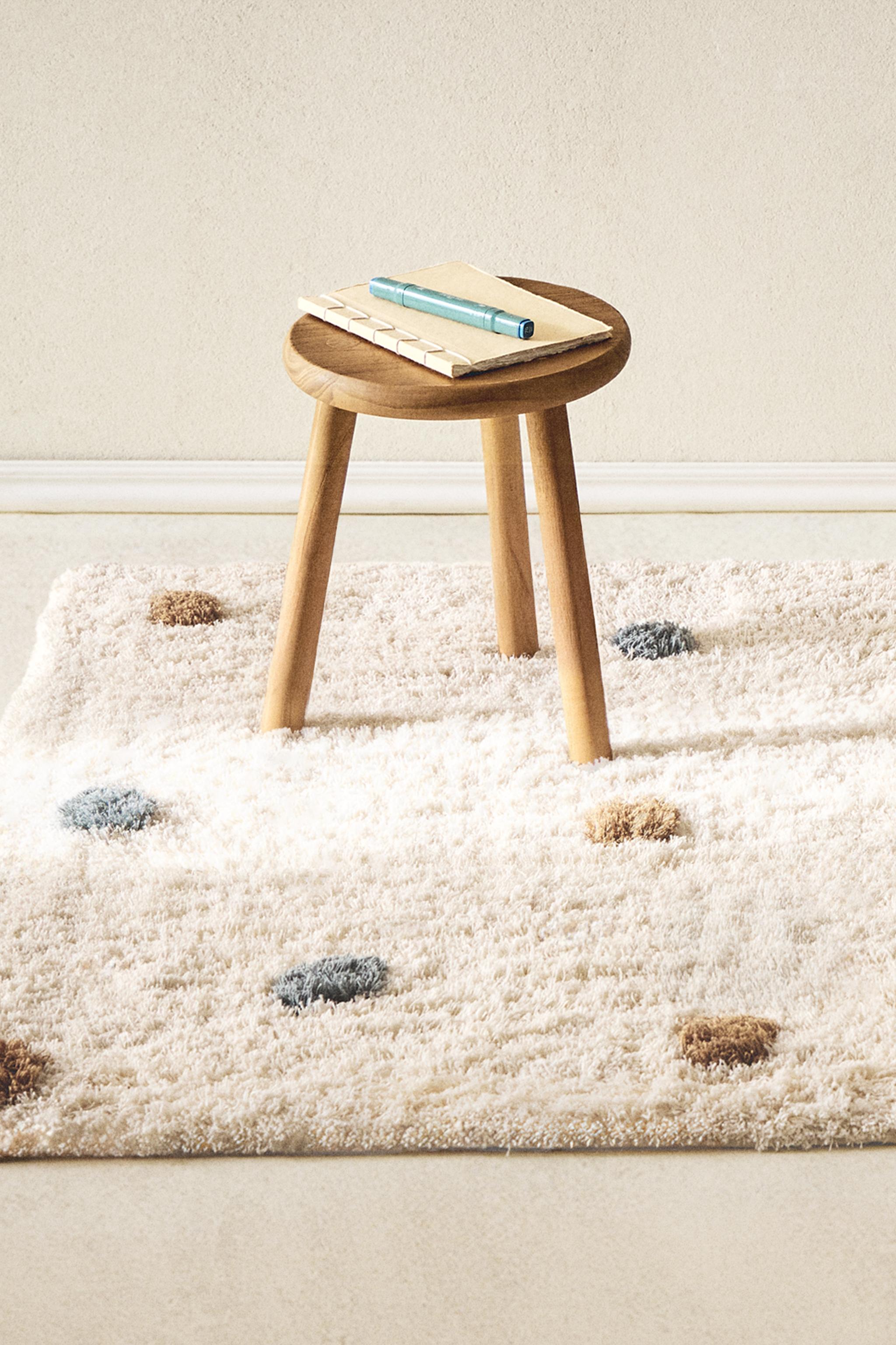 CHILDREN'S RECTANGULAR TEXTURED POLKA DOT AREA RUG