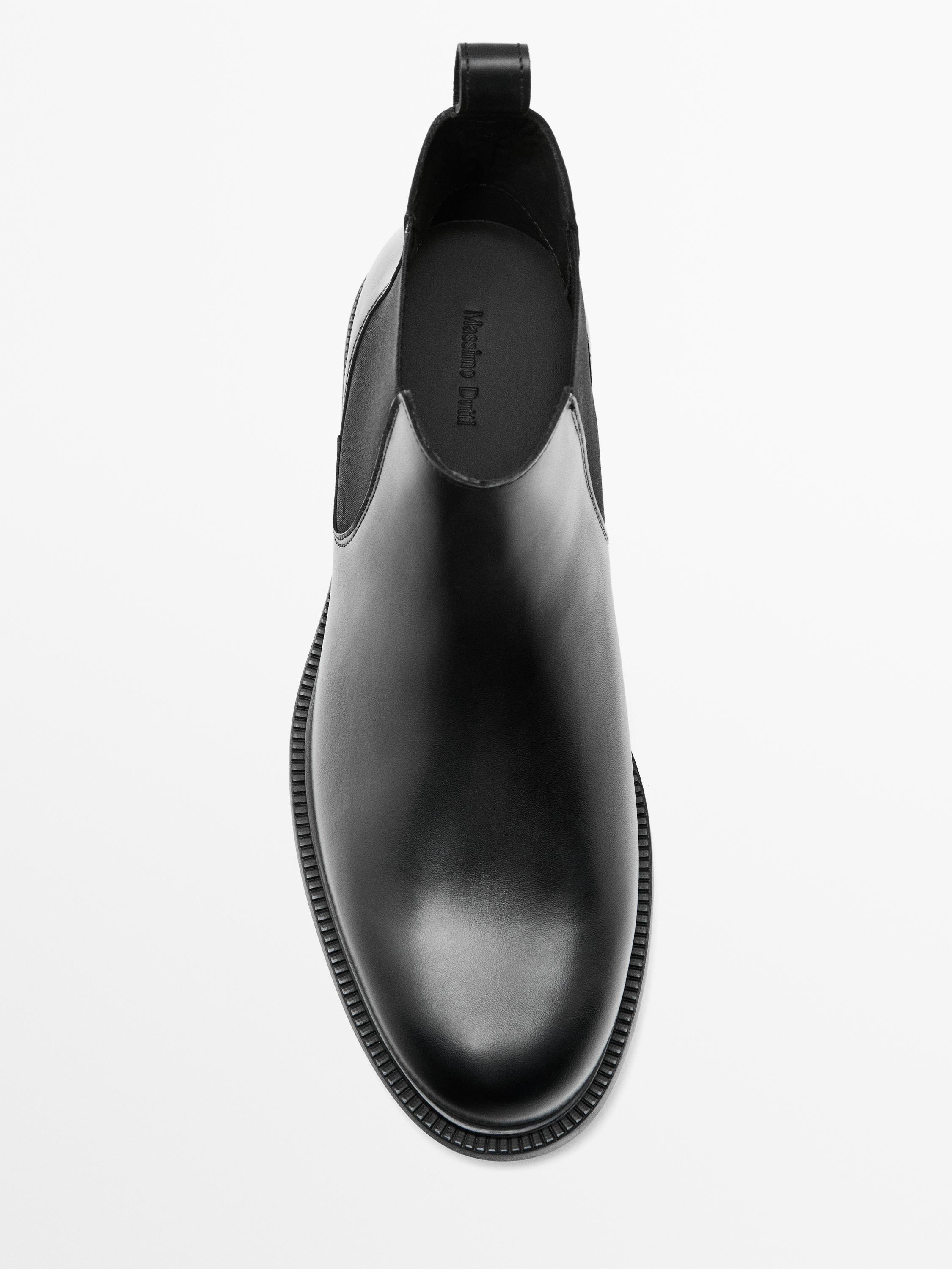 Nappa ankle boots with elastic gores